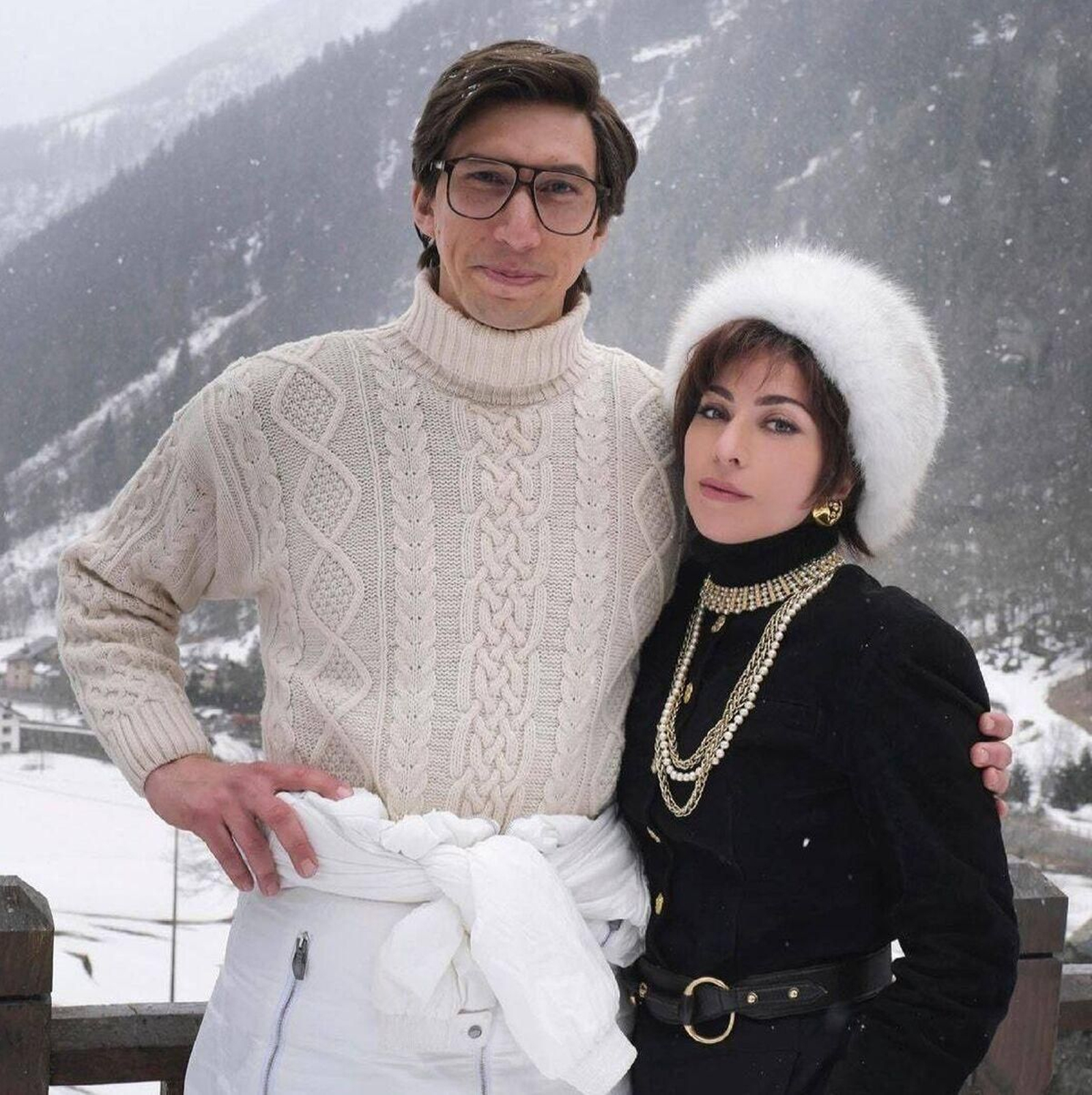 Adam Driver (Maurizio Gucci) y Lady Gaga (Patrizia Reggiani), en la película 'La Casa Gucci'.