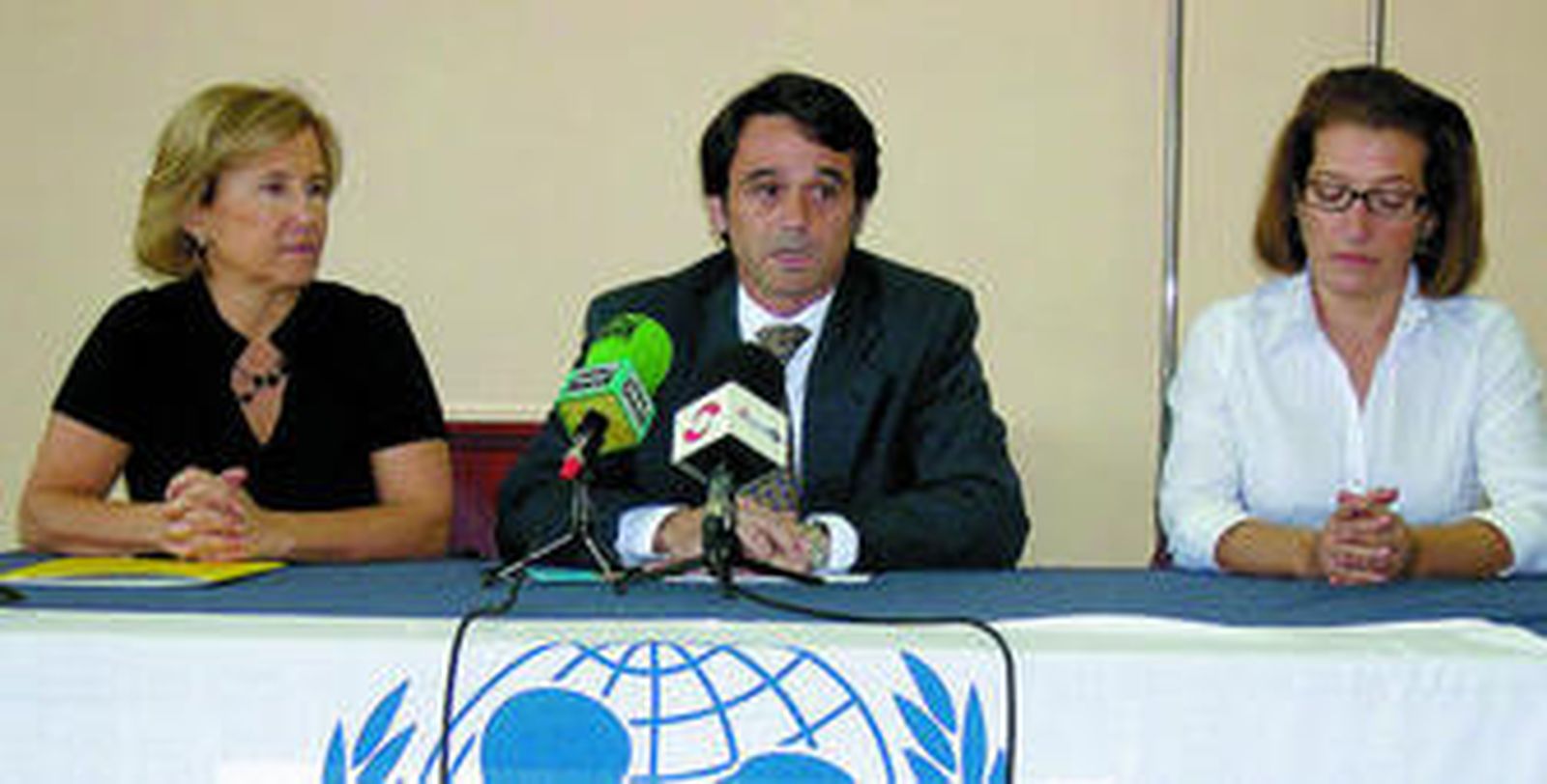 Club de Mar de Almería y UNICEF presentaron ayer el evento en el que participarán 192 jugadores.