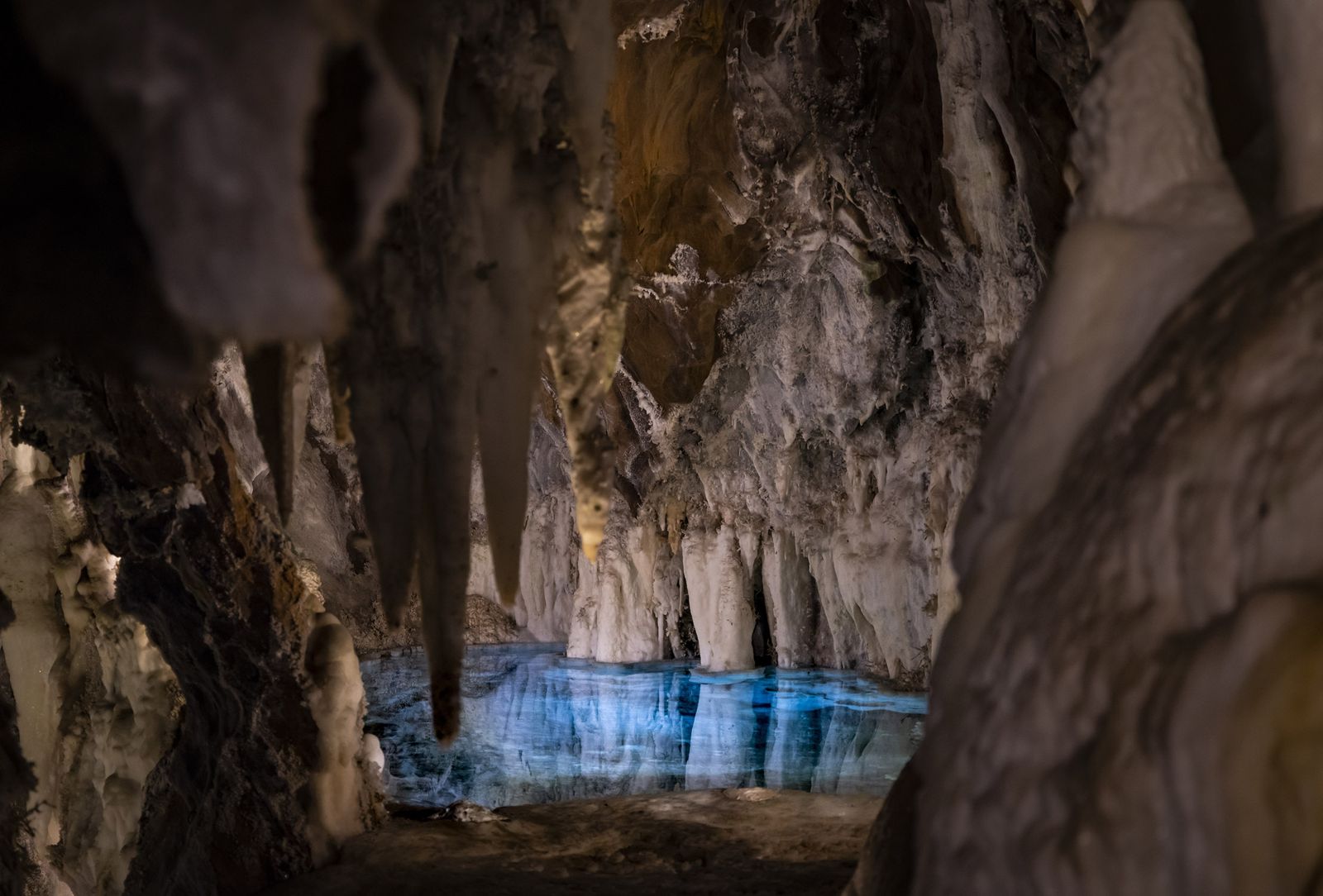 Viaje al interior de la Gruta de las Maravillas