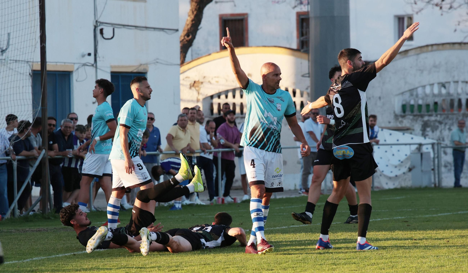 Imágenes del parido del Jerez Industrial - Arcos en el Pedro Garrido