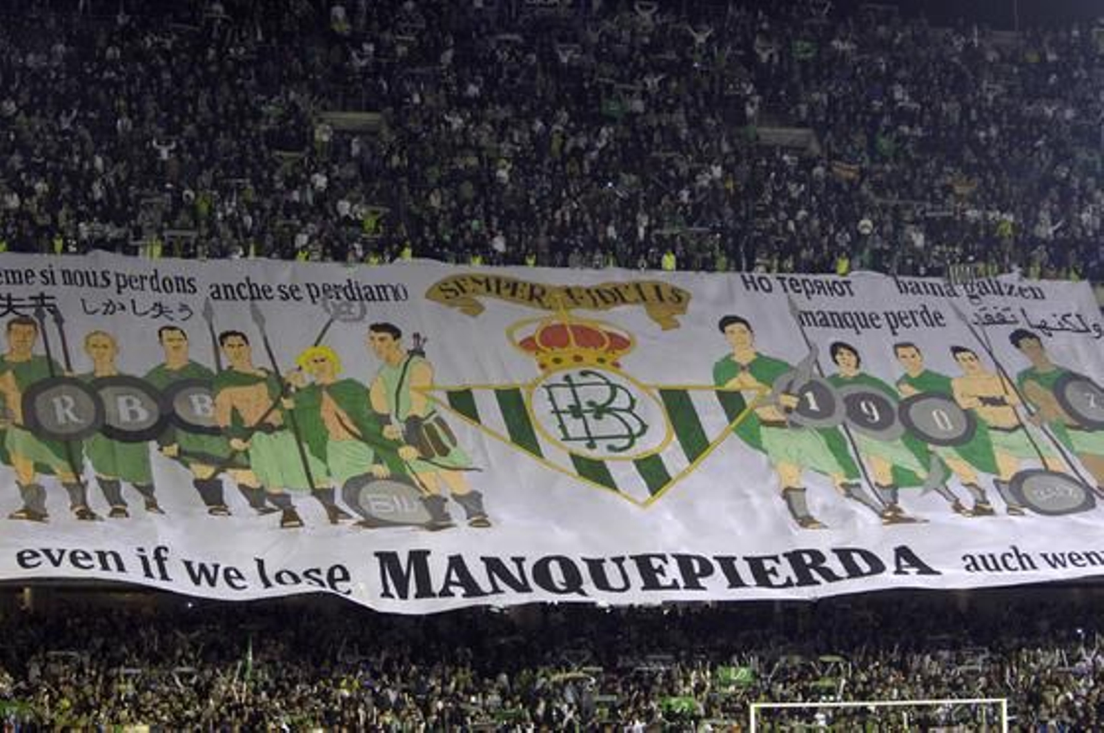 Betis y Sevilla empatan en el Benito Villamarín (1-1). / Manuel Gómez