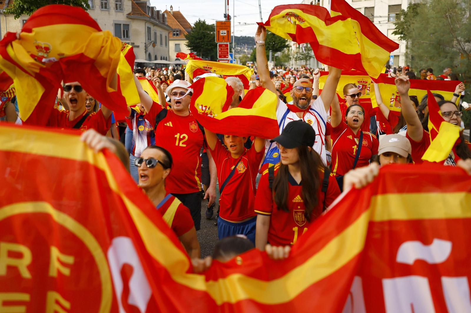 Las mejores imágenes de la semifinal Alemania - España de la Eurocopa femenina