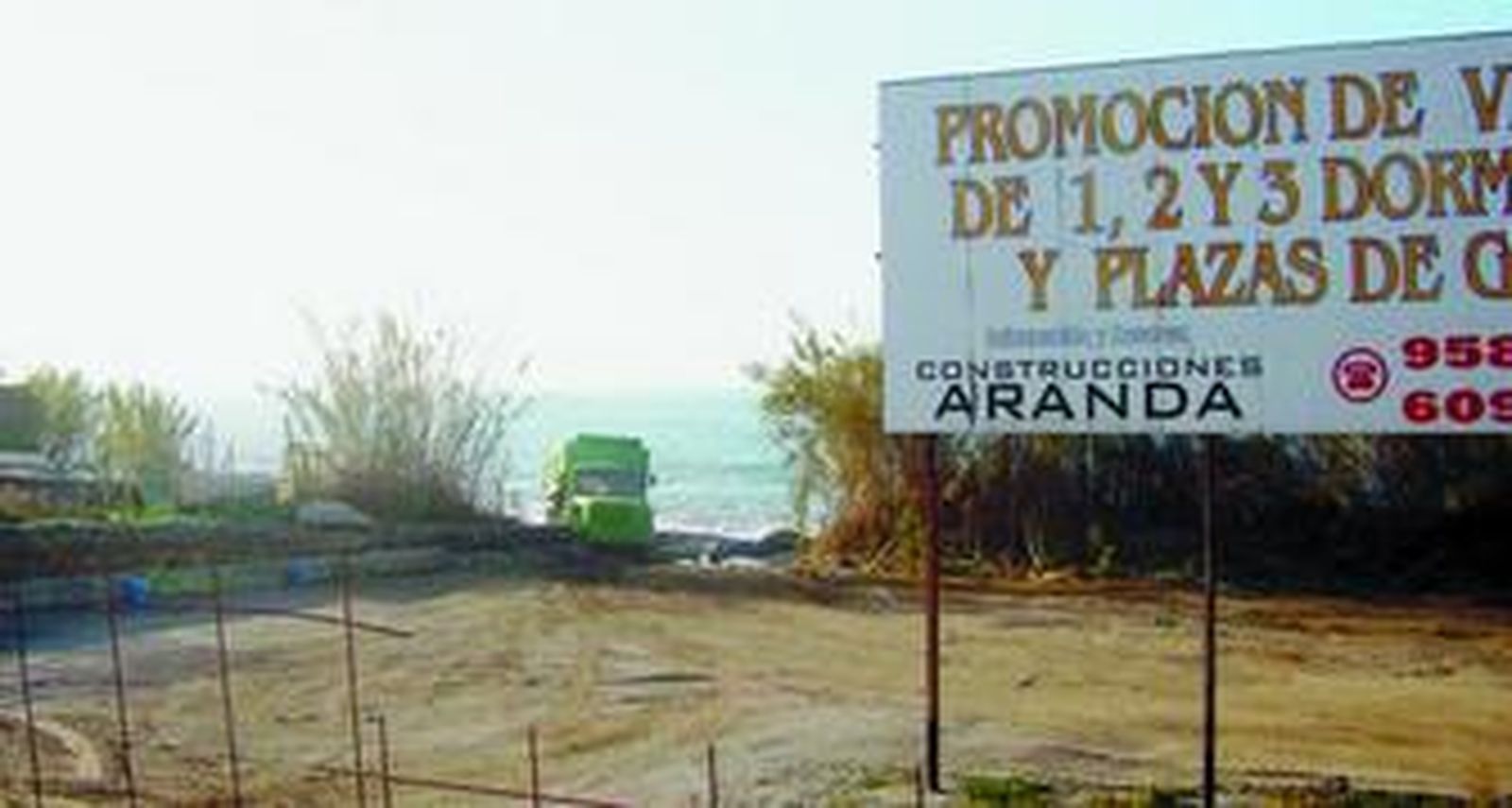 Imagen del pasado miércoles de movimientos de tierra en el solar.