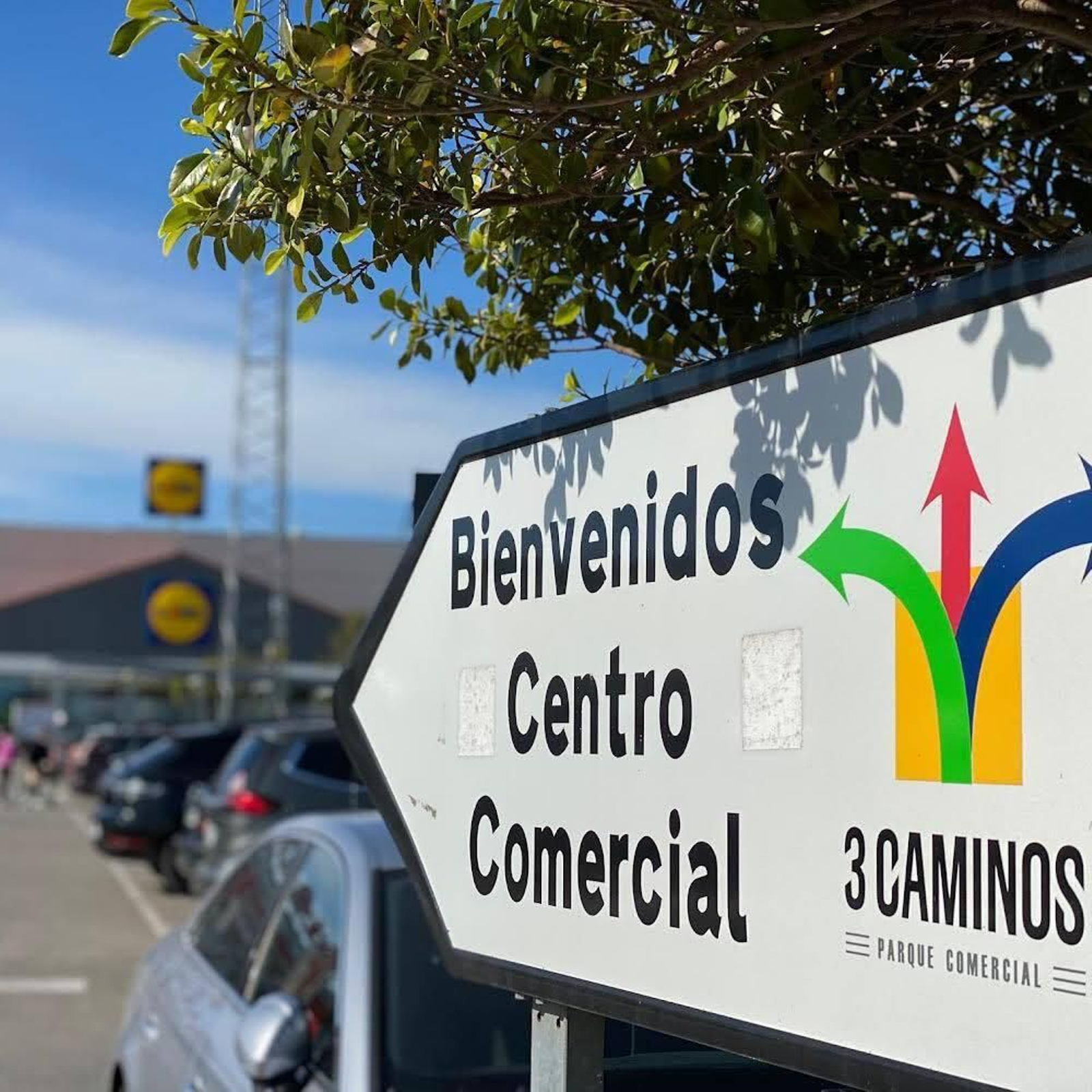 Centro Comercial Tres Caminos, en Puerto Real