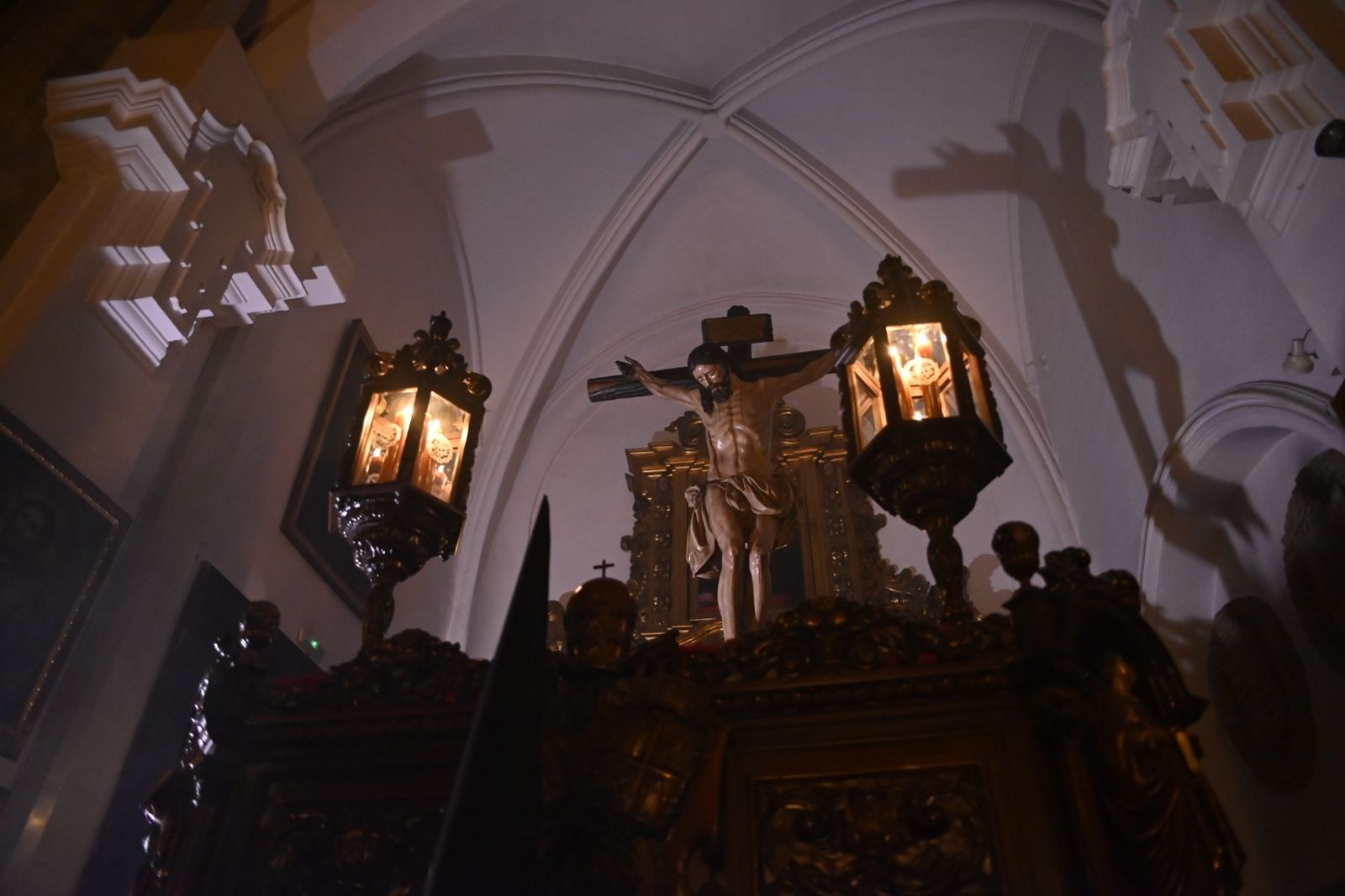 Las mejores imágenes de la hermandad de la Buena Muerte en la Madrugada de Córdoba