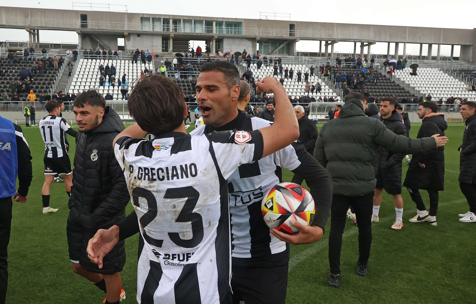 Las mejores fotos del Balona - Vélez de Segunda RFEF