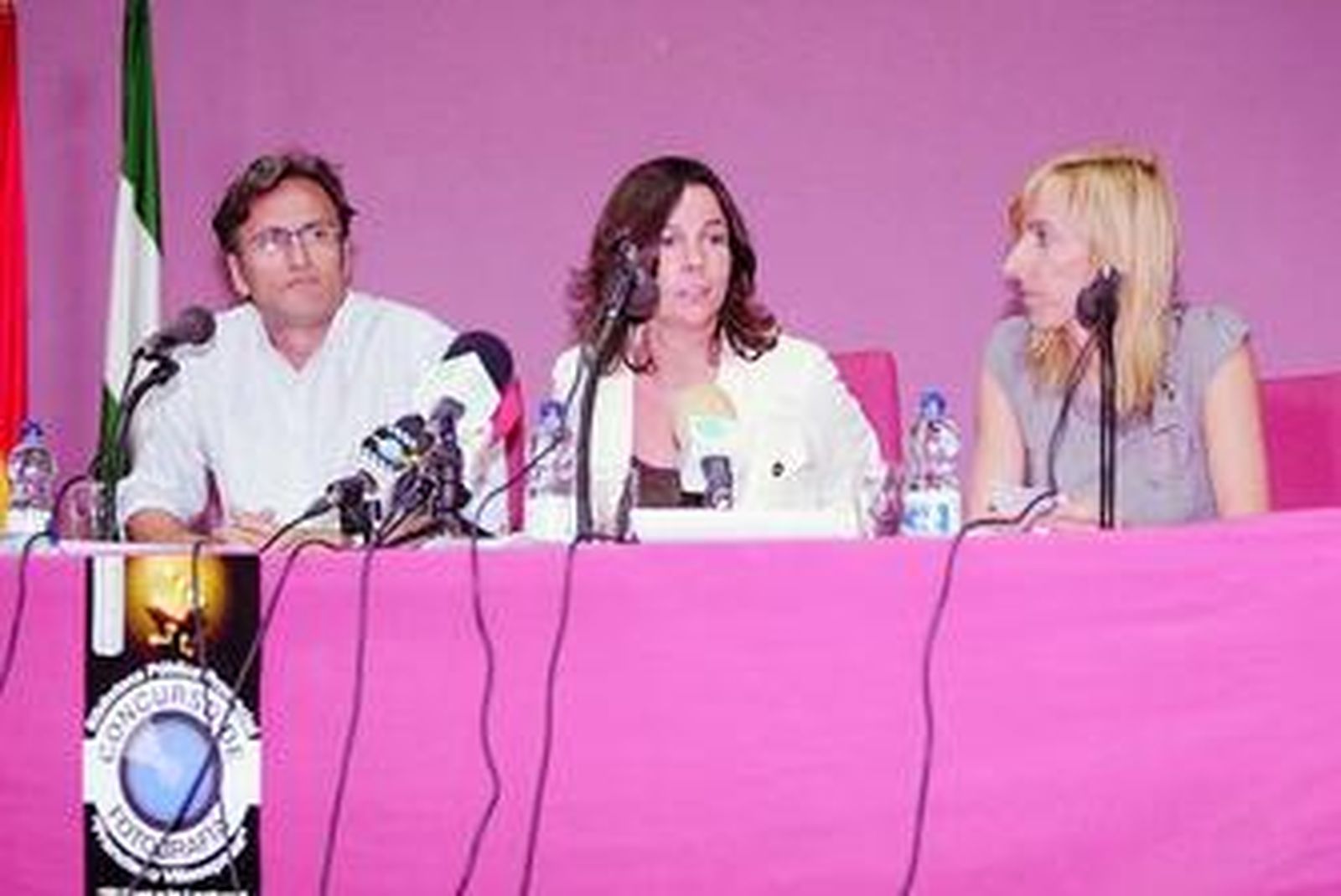 Yolanda Callejón junto a Francisco Pérez y Carmen Méndez.