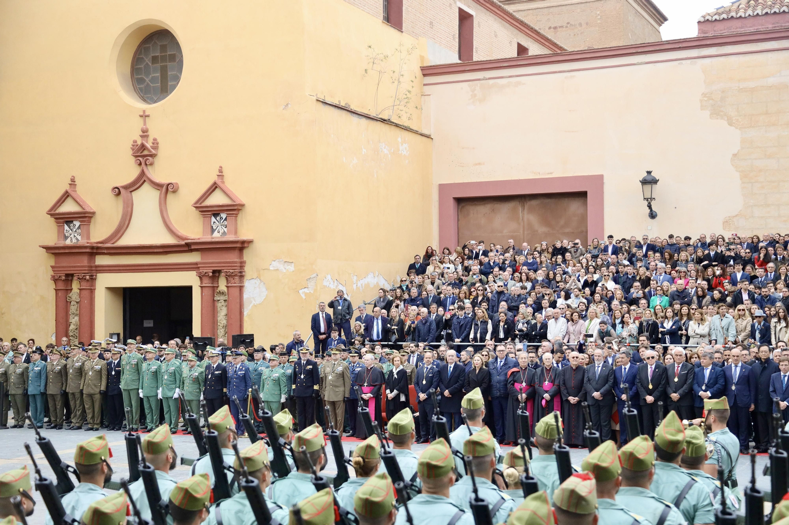 Las fotos de la Legión en el traslado del Cristo de Mena en Málaga este Jueves Santo Las fotos de la Legión en el traslado del Cristo de Mena en Málaga este Jueves Santo
