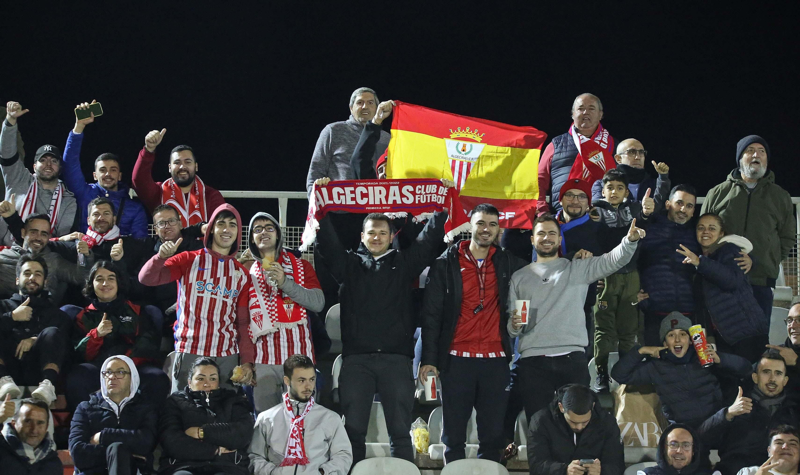 Búscate en el Nuevo Mirador durante el Algeciras - Atlético de Madrid B