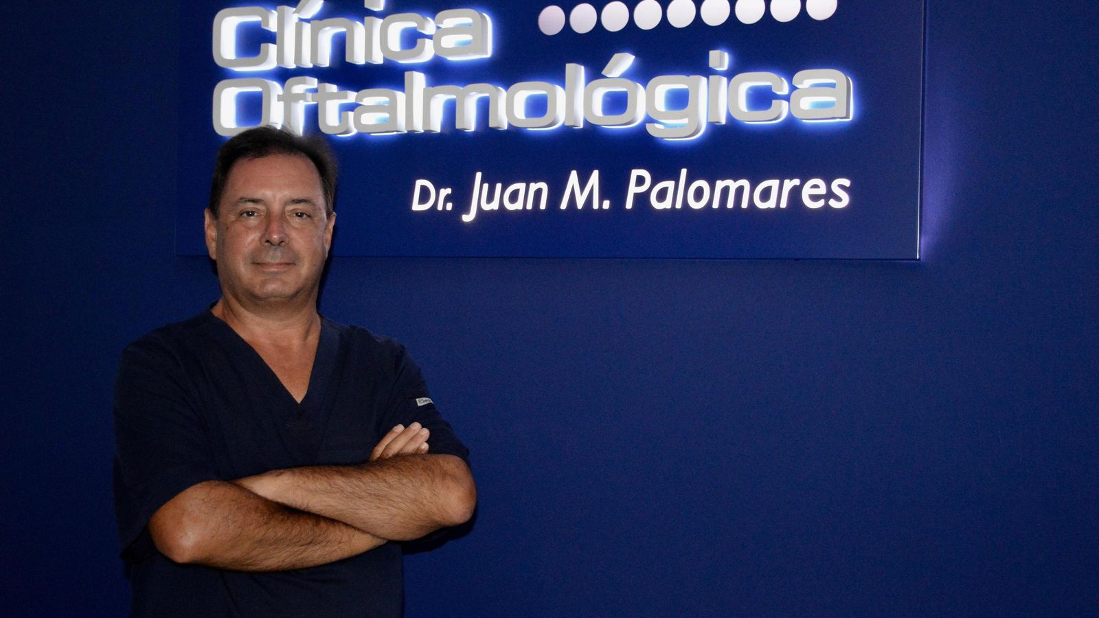 Juan Manuel Palomares, oftalmólogo del Hospital Virgen de las Nieves.