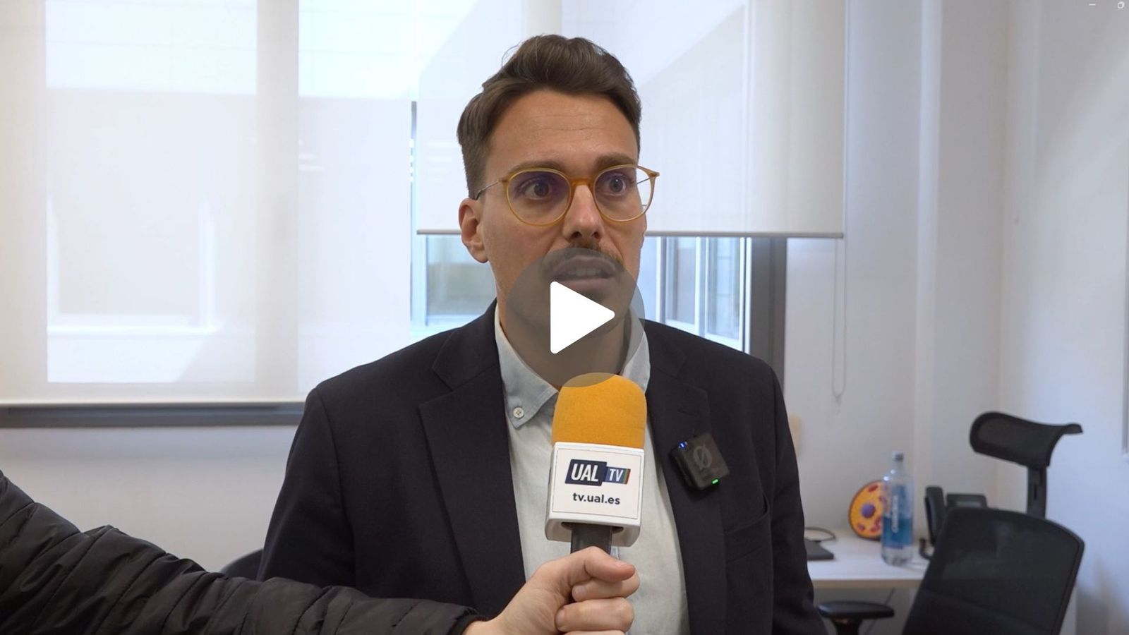 Borja Martínez Téllez (izquierda), investigador de la UAL que lidera el proyecto