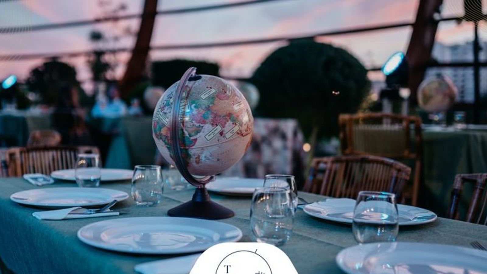 Terraza del grupo La Raza