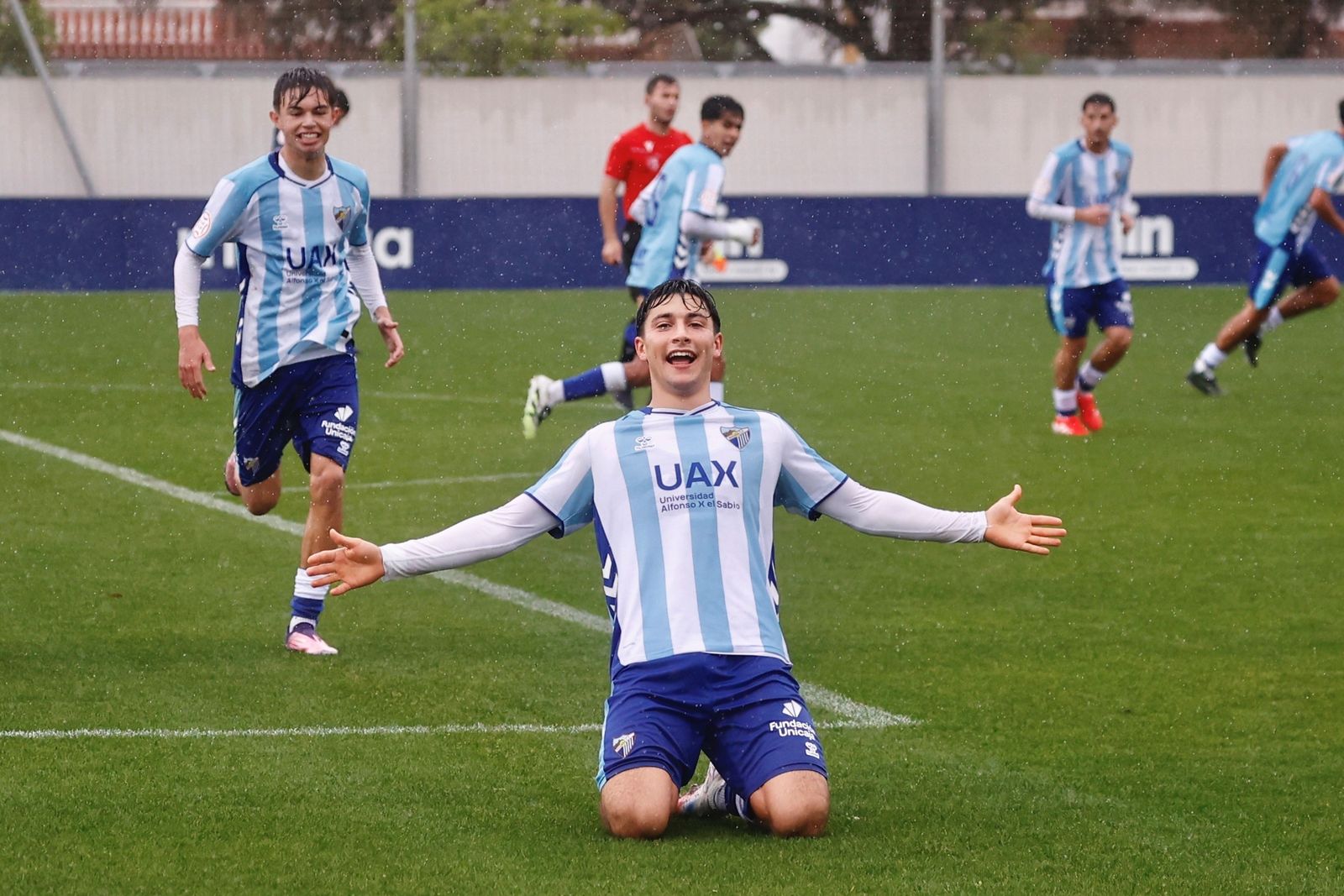 El Málaga juvenil gana al Córdoba (3-1) y espera un favor del San Félix para ir a la Copa