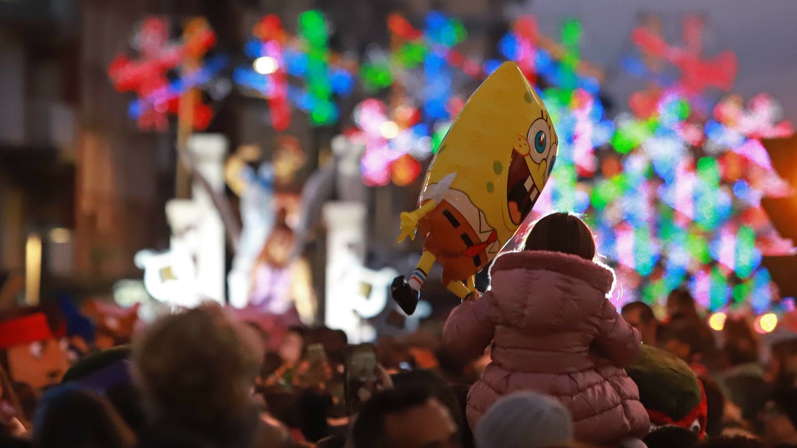 Las mejores fotos de la cabalgata de los Reyes Magos en Algeciras