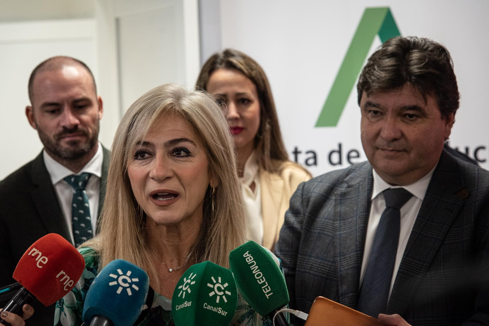 Imágenes de la visita de la Consejera de Desarrollo Educativo y Formación Profesional al nuevo colegio del Ensanche