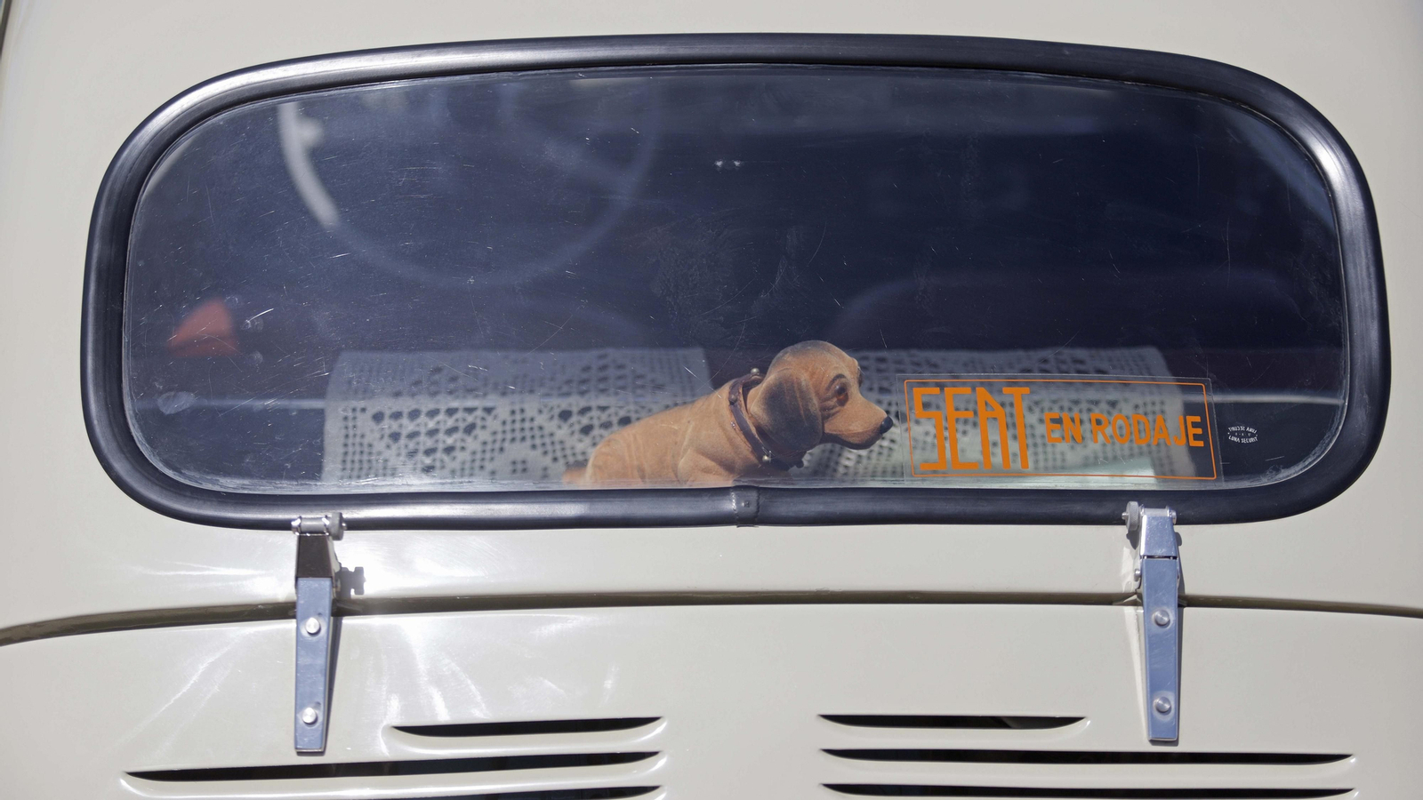 Fotos de la concentración de coches clásicos en La Línea