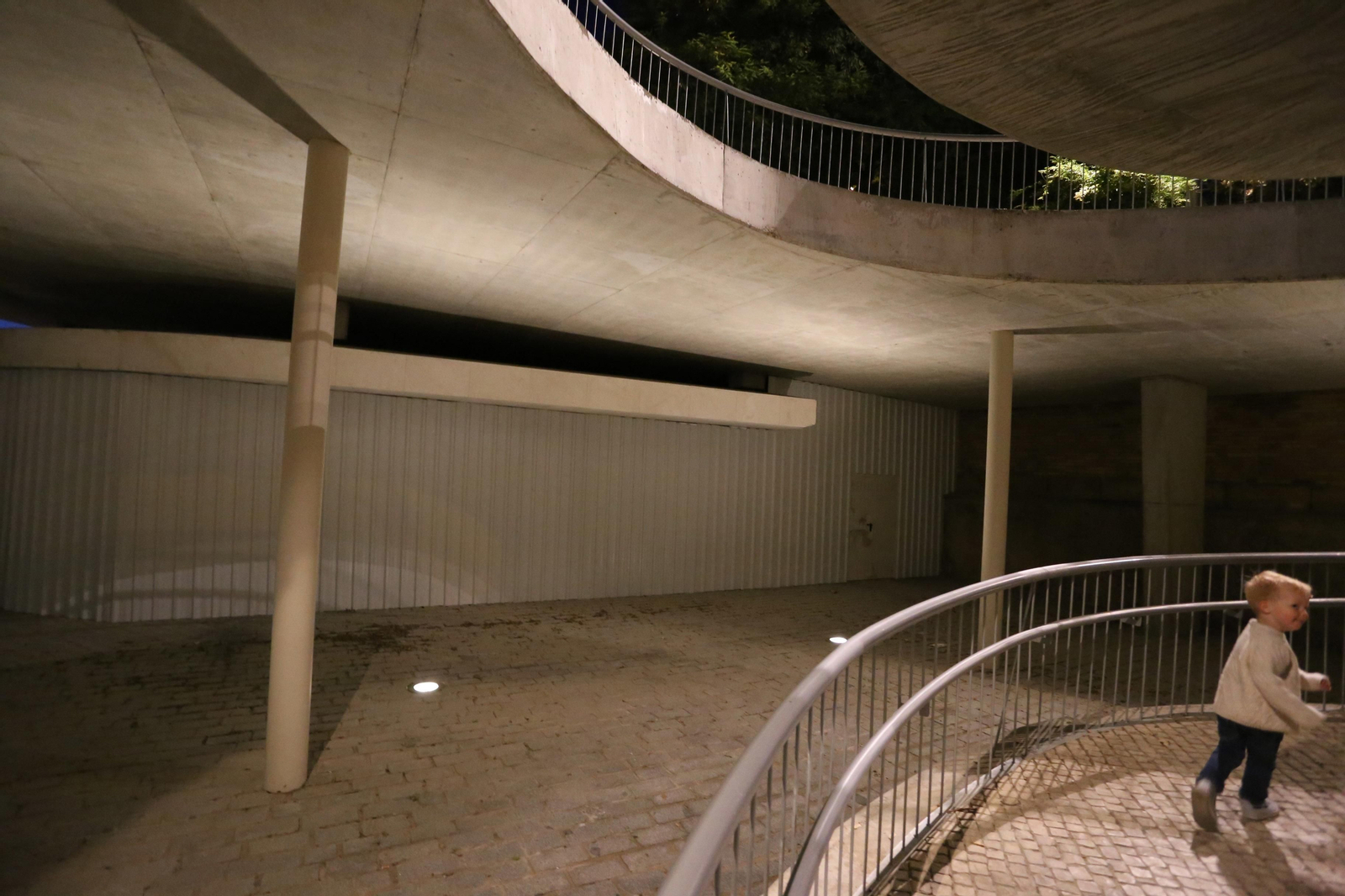 Las paredes antivándalos de Marqués del Contadero