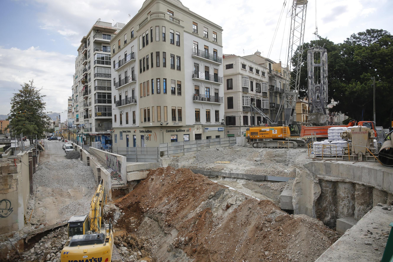 Obras del Metro de Málaga, en el puente de Tetuán.