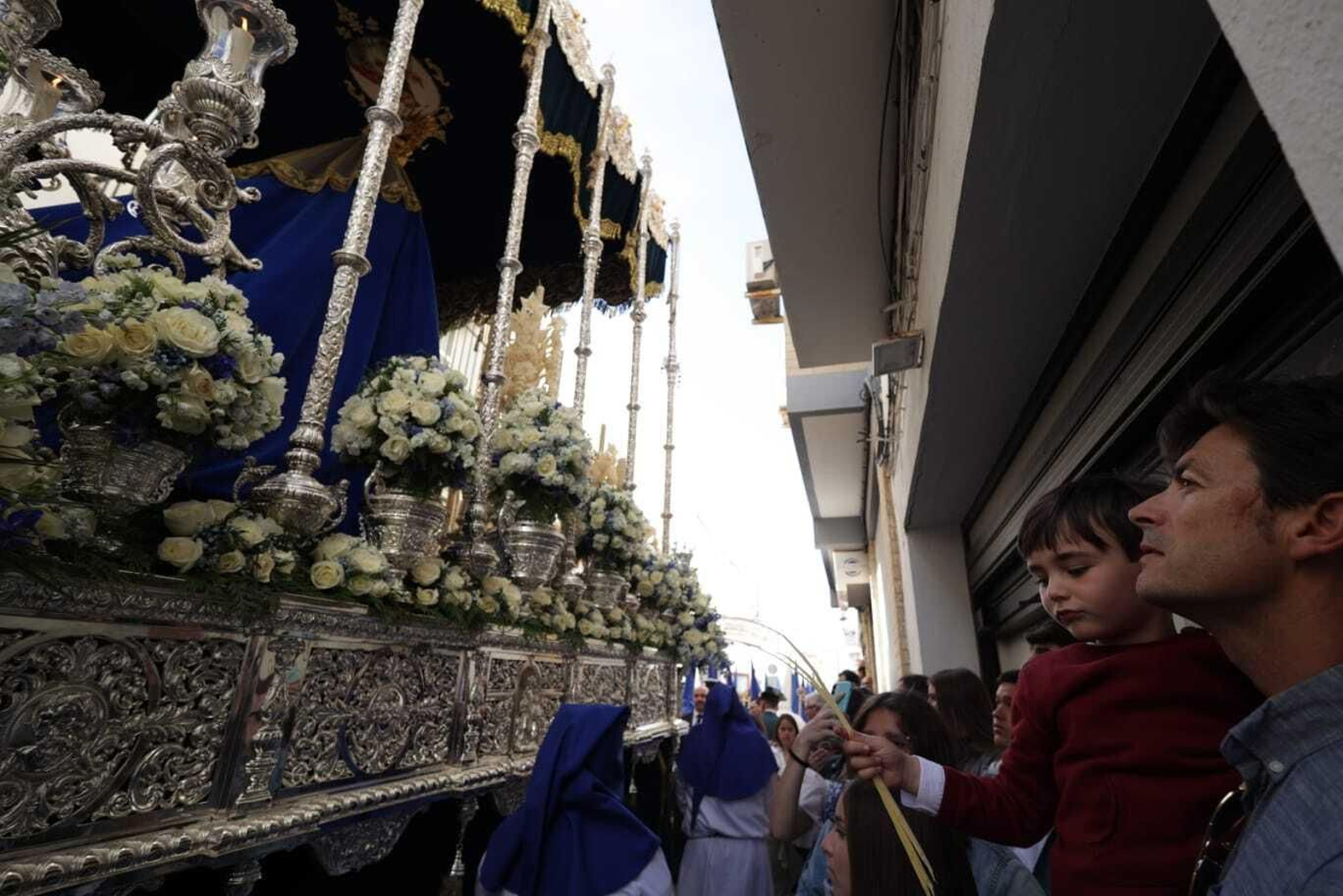 Domingo de Ramos en San Fernando 2023: Imágenes de la hermandad de Cristo Rey (Borriquita)