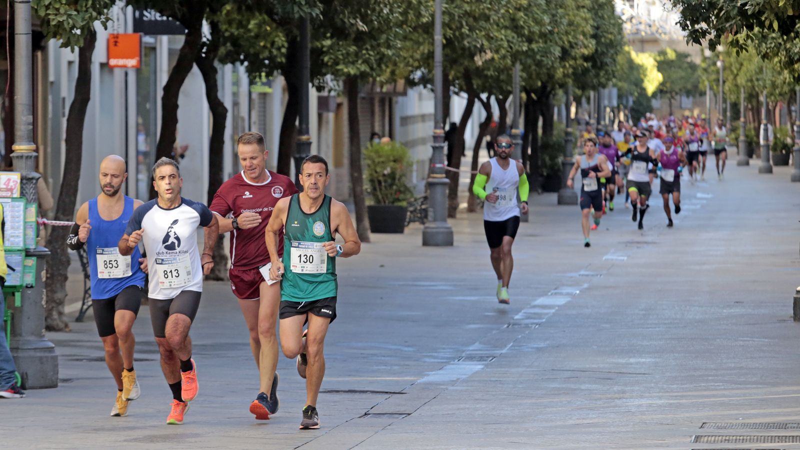 Imágenes de la XXV Media Maratón 'Ciudad de Jerez'