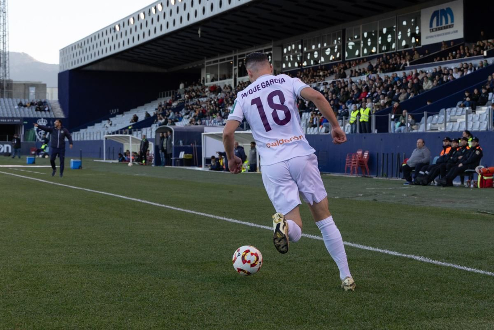 La euforia de la victoria in extremis del Real Jaén ante el Marbellí, en imágenes