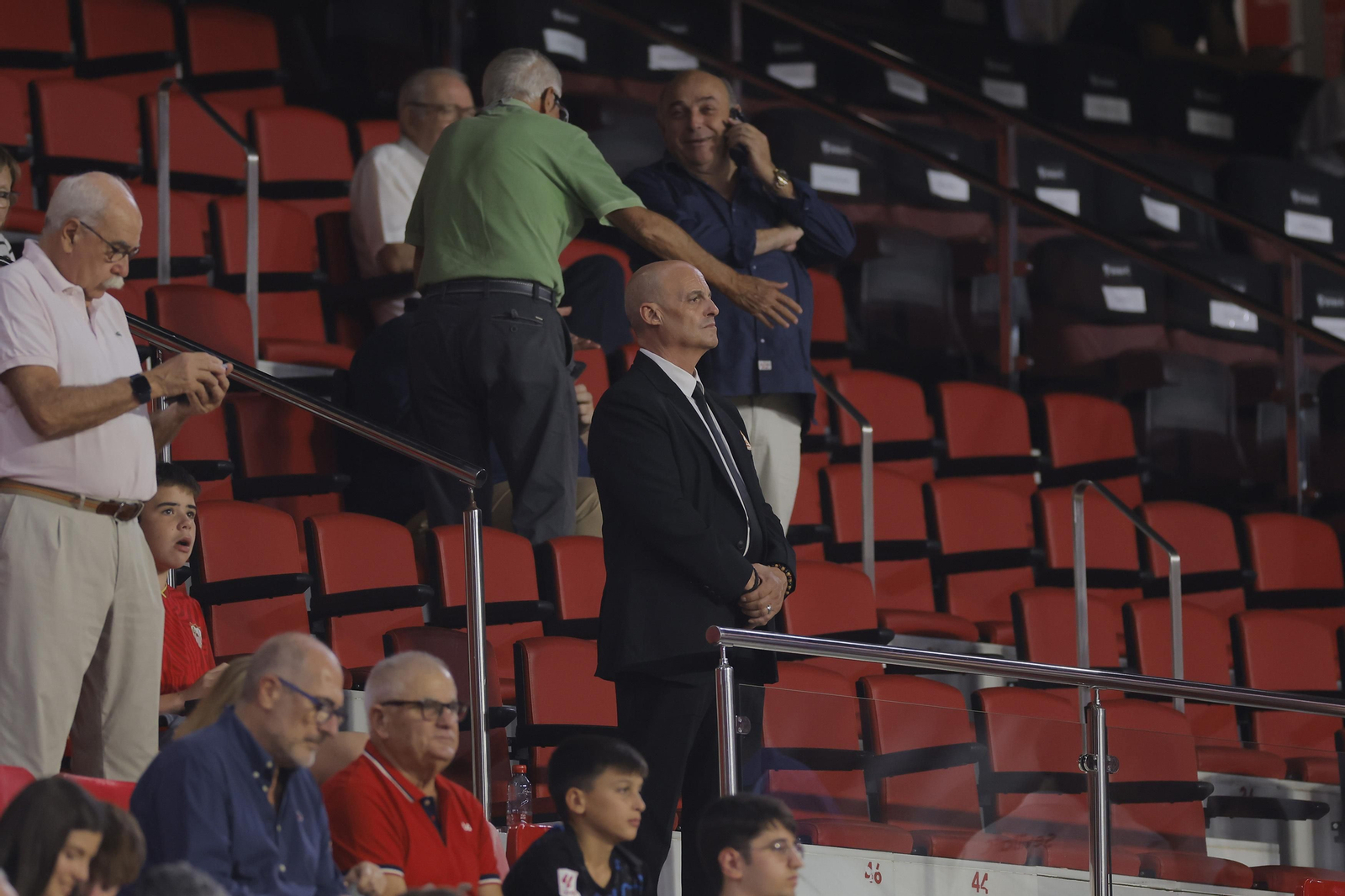 Búscate en las fotos del Sevilla-Rayo