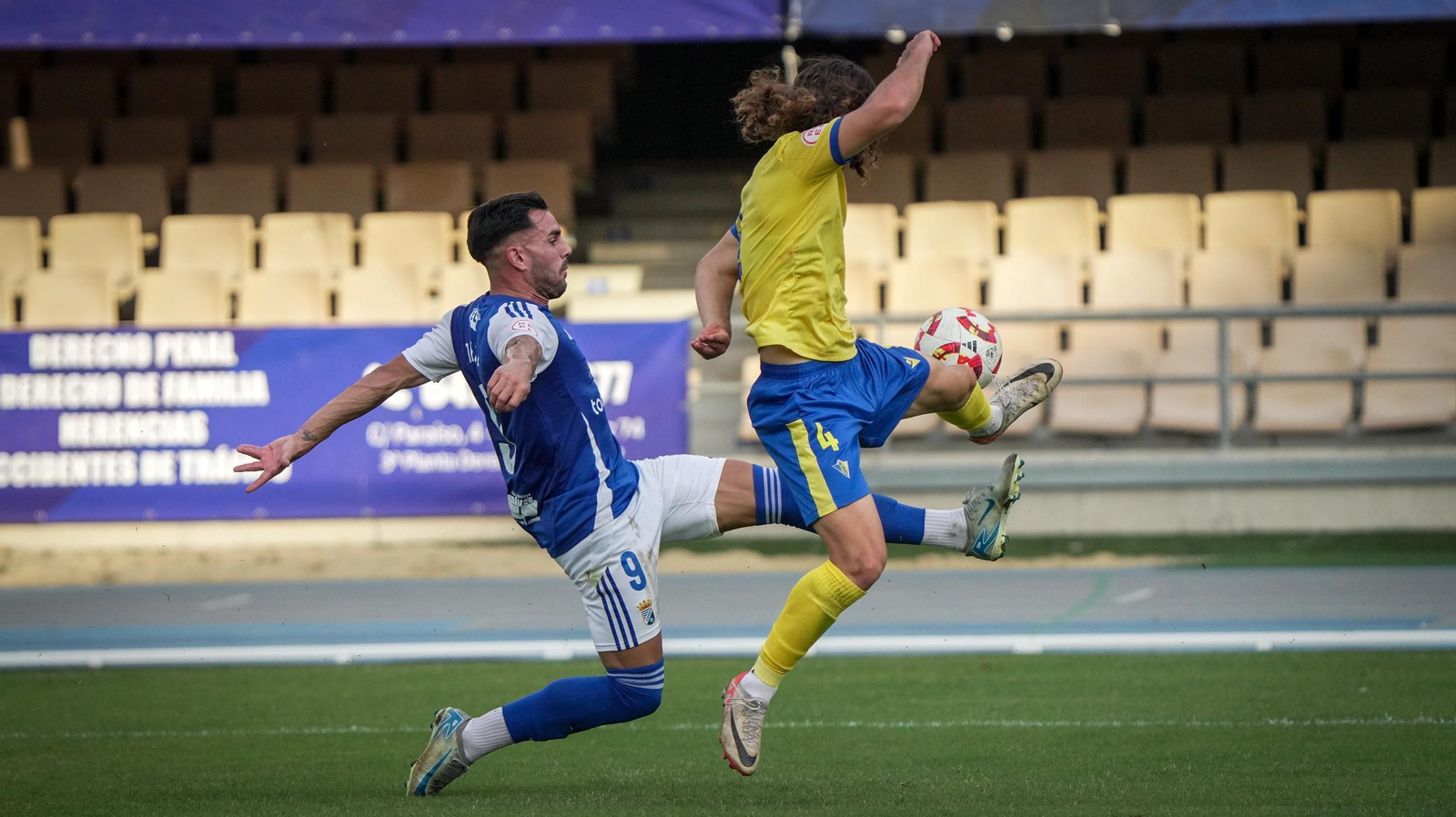 Imágenes del partido del Xerez CD - Cádiz Mirandilla