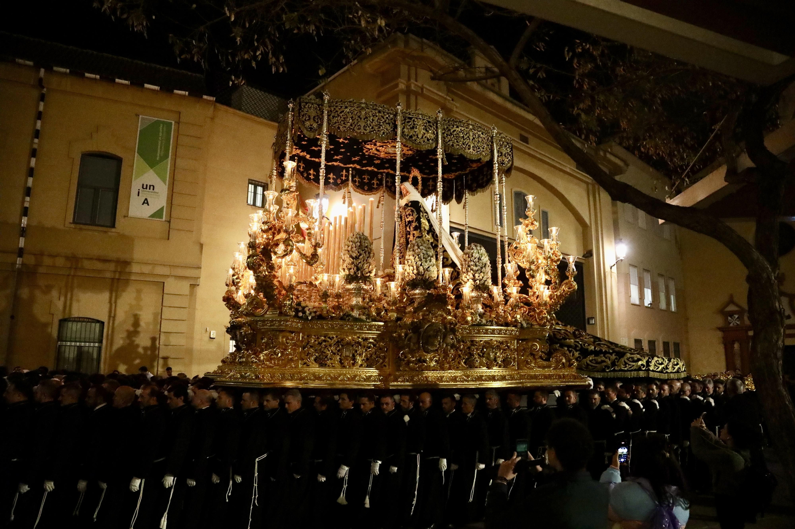 Las fotos de la procesión de Mena con la Legión en el Jueves Santo en Málaga