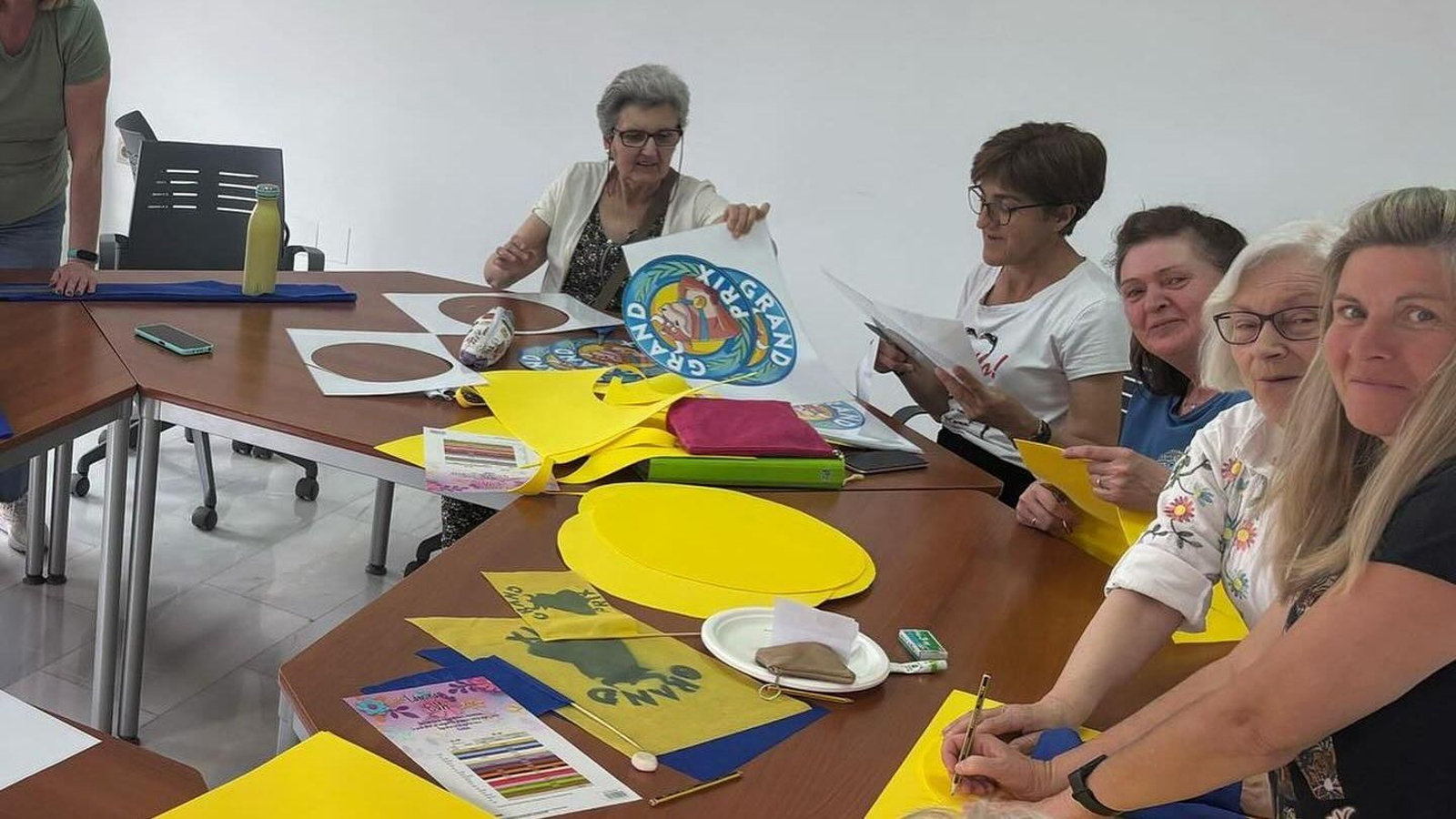 Los vecinos de Huelma-Solera se vuelcan con la iniciativa de participar en el 'Grand Prix'.