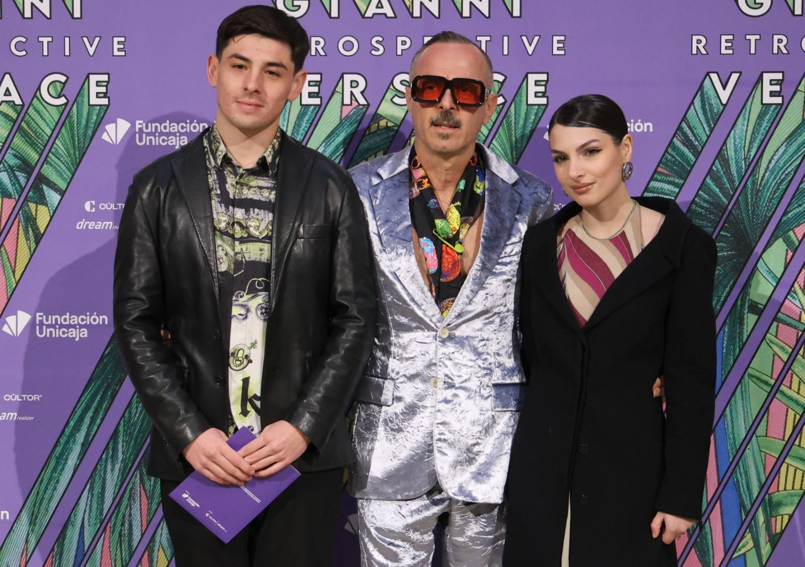 El photocall de la inauguración de la exposición de Versace en Málaga, en imágenes