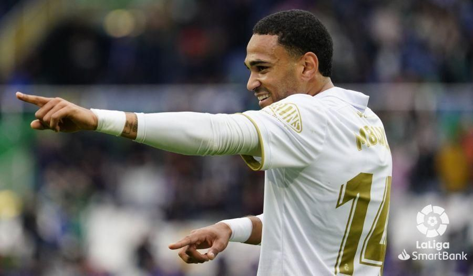 Mboula celebra un gol al Andorra.