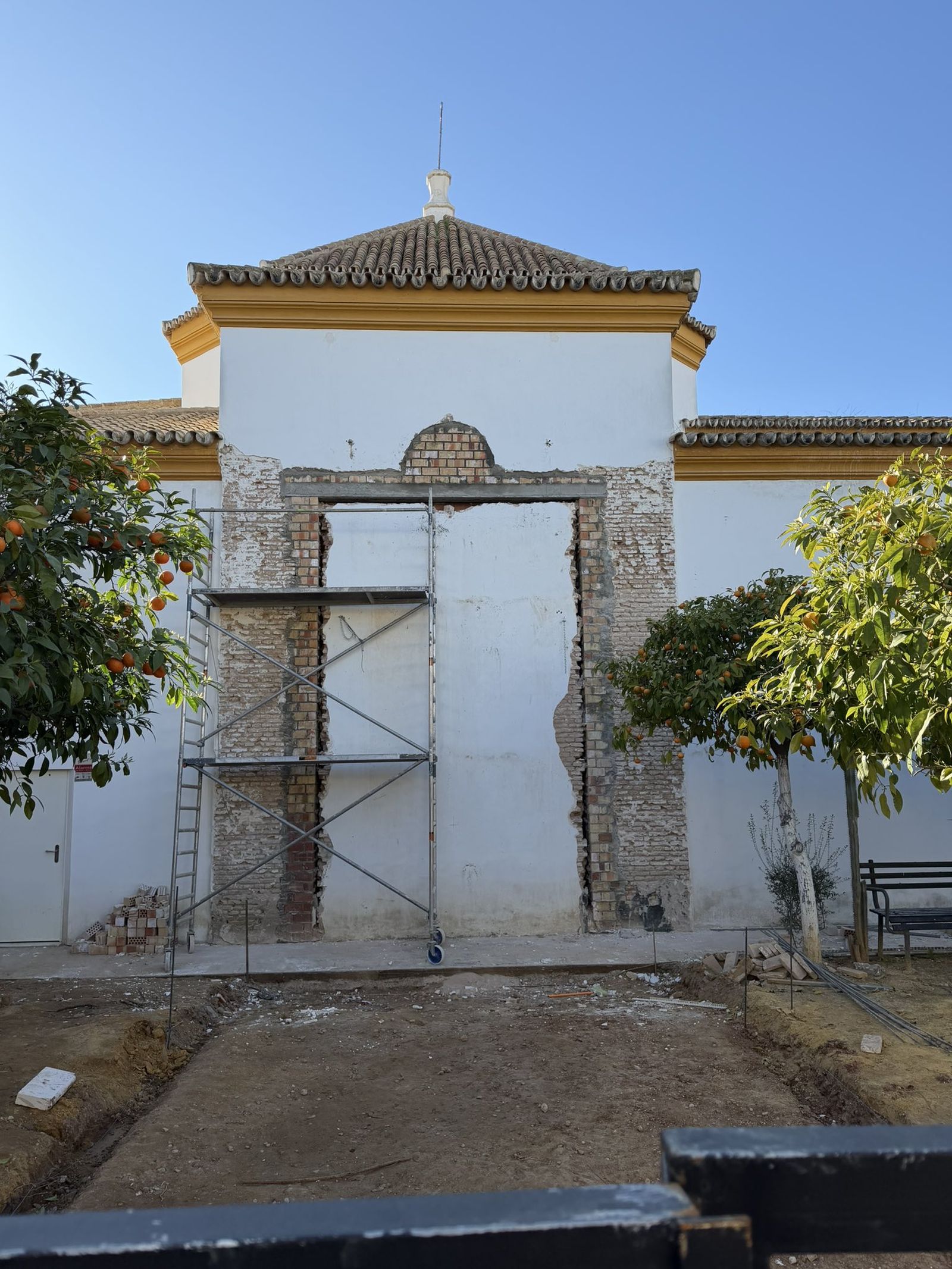 Estado actual de los trabajos de la puerta