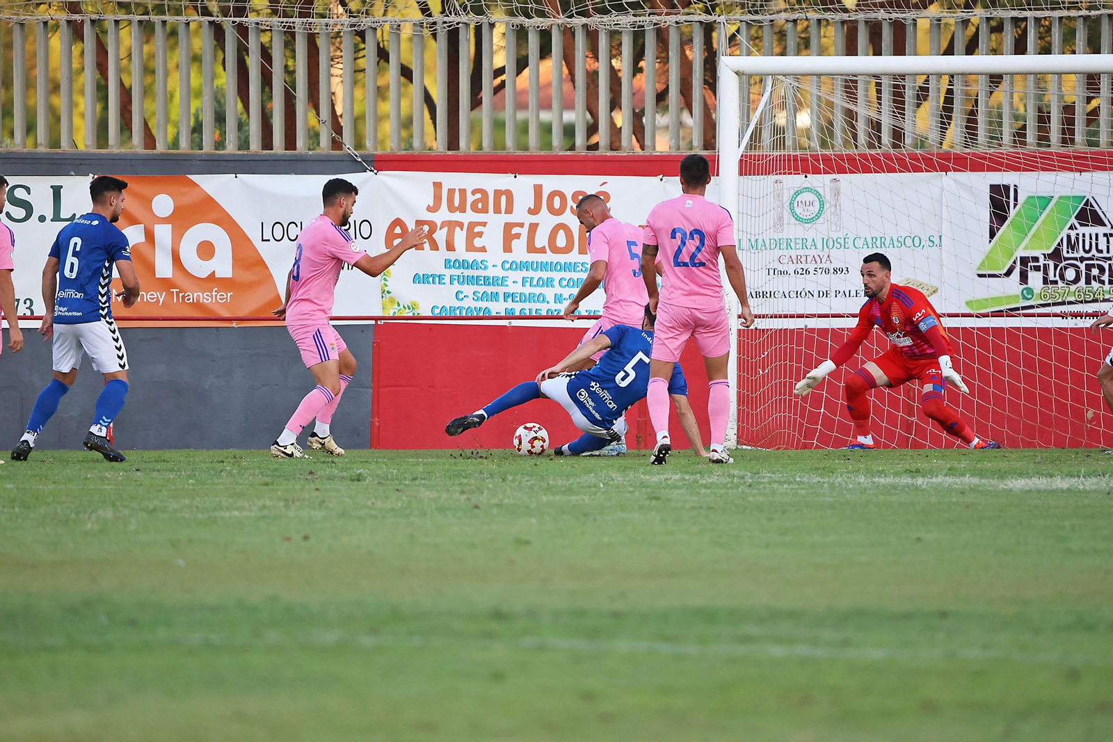 Imágenes del amistoso entre el Recreativo de Huelva y el Xerez  DFC