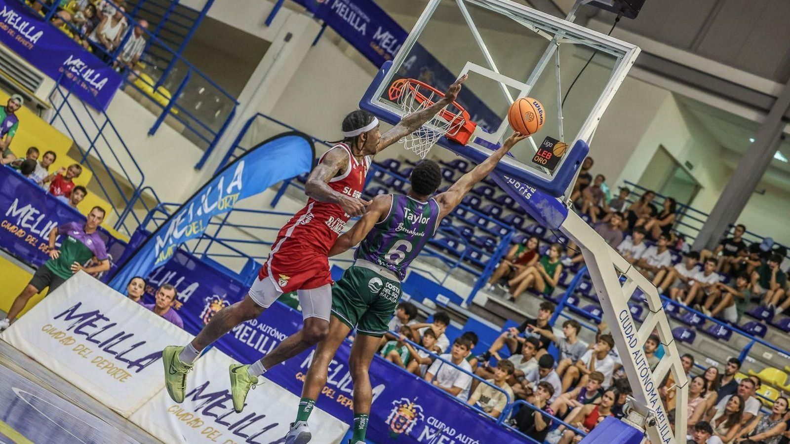 Kameron Taylor en un lance del juego.