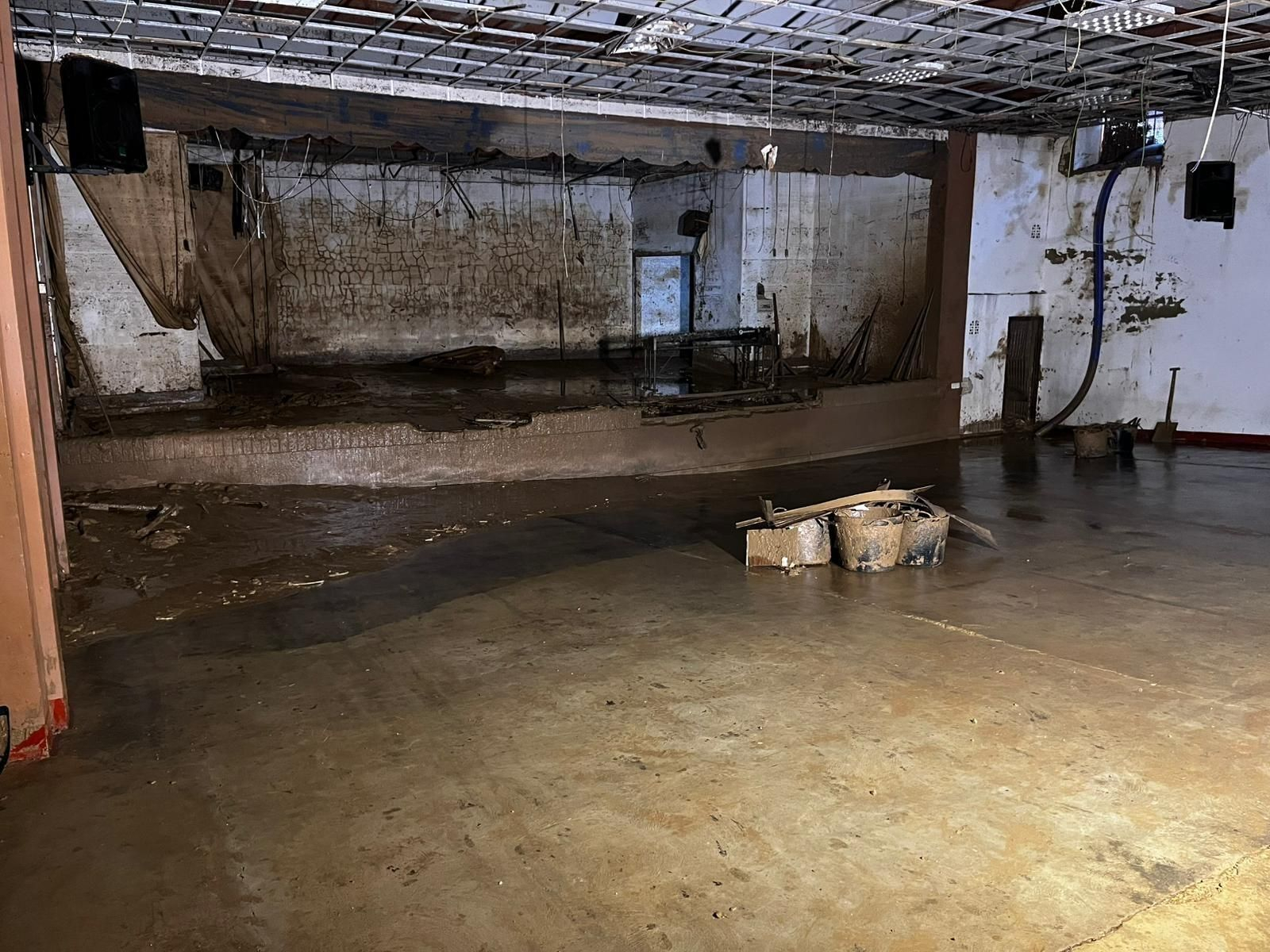 El trabajo incansable de los militares gaditanos en Valencia