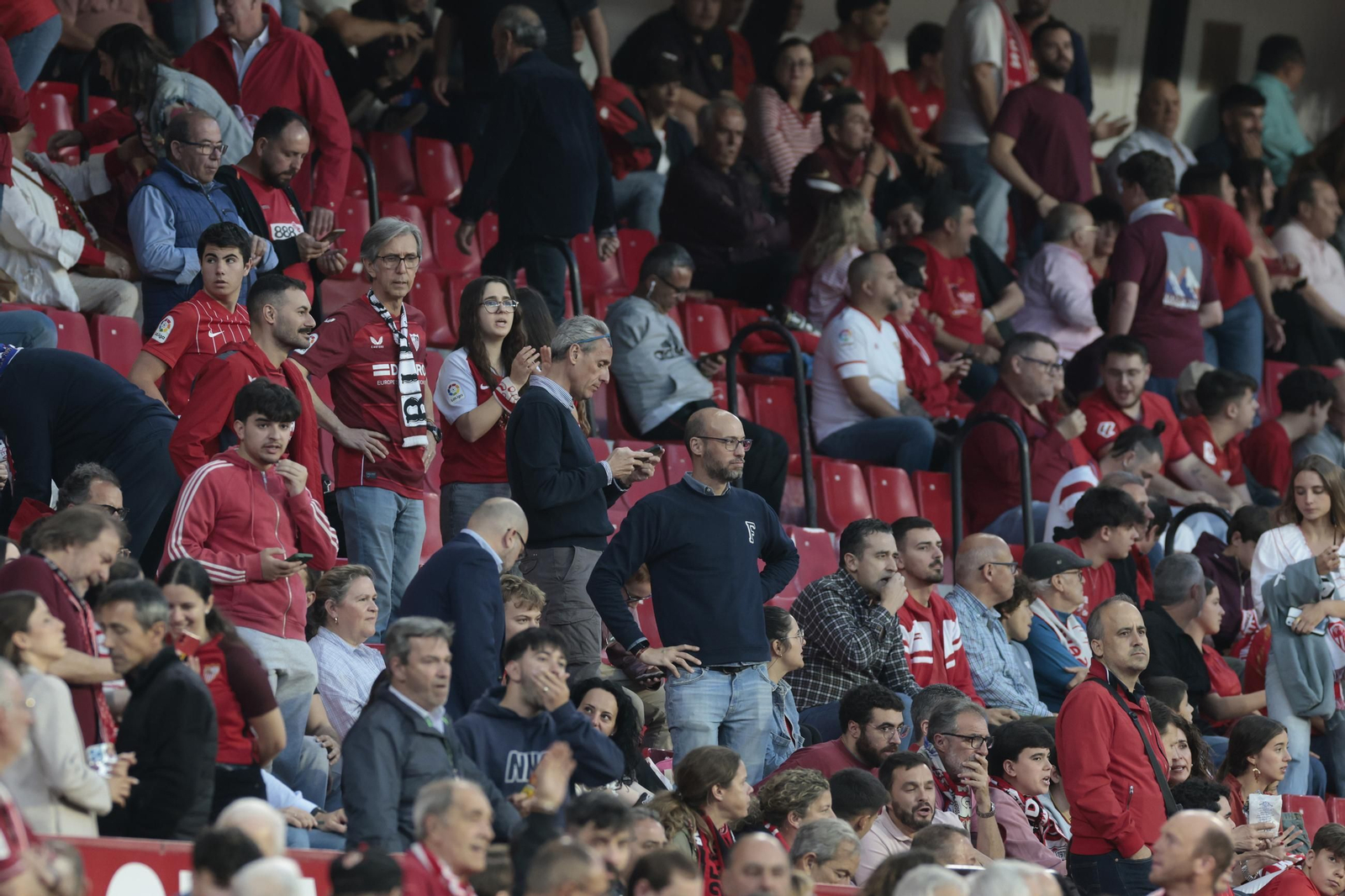Búscate en las fotos del Sevilla fc - Las Palmas