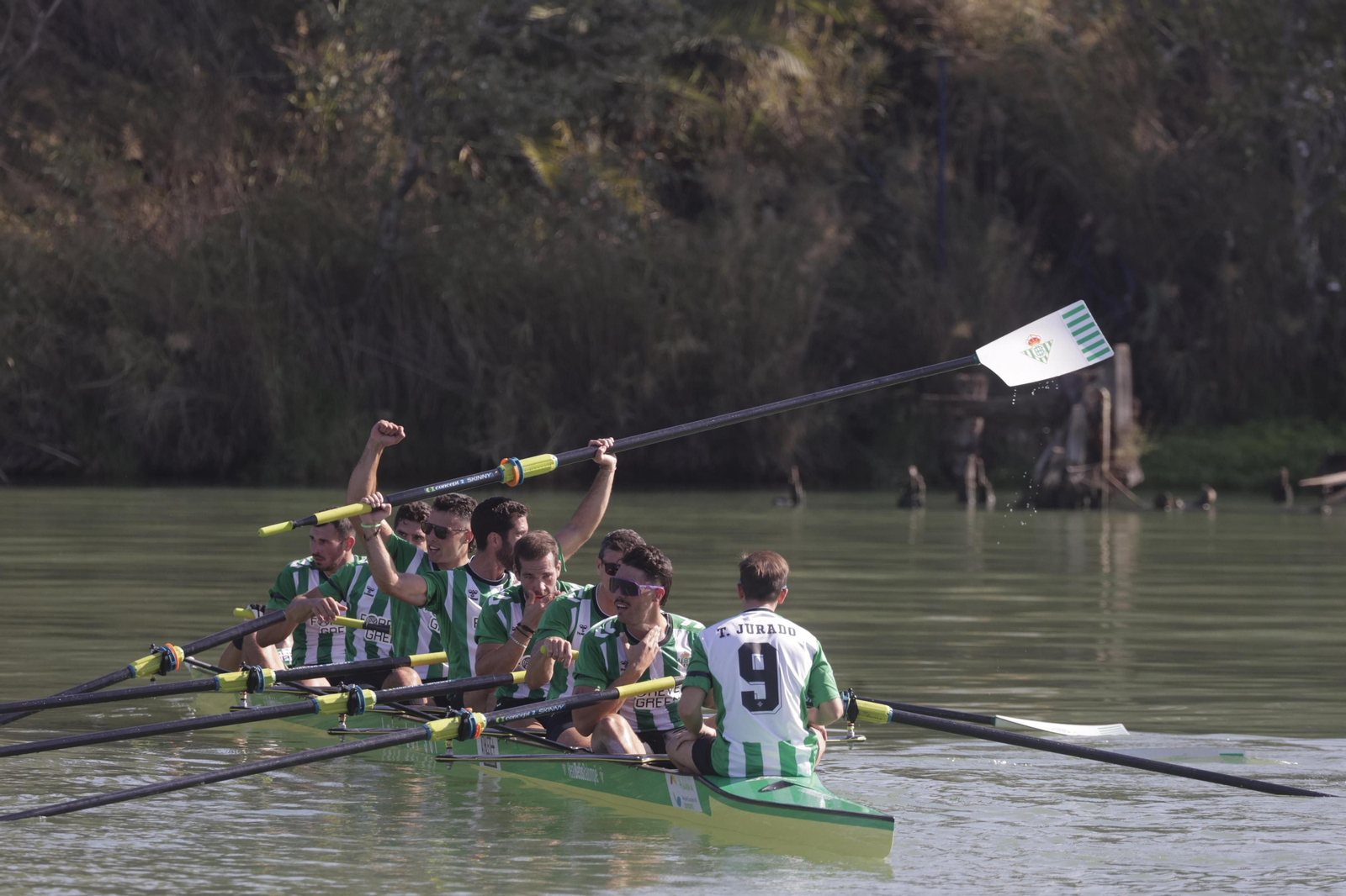 Las mejores imágenes de la Regata Sevilla-Betis