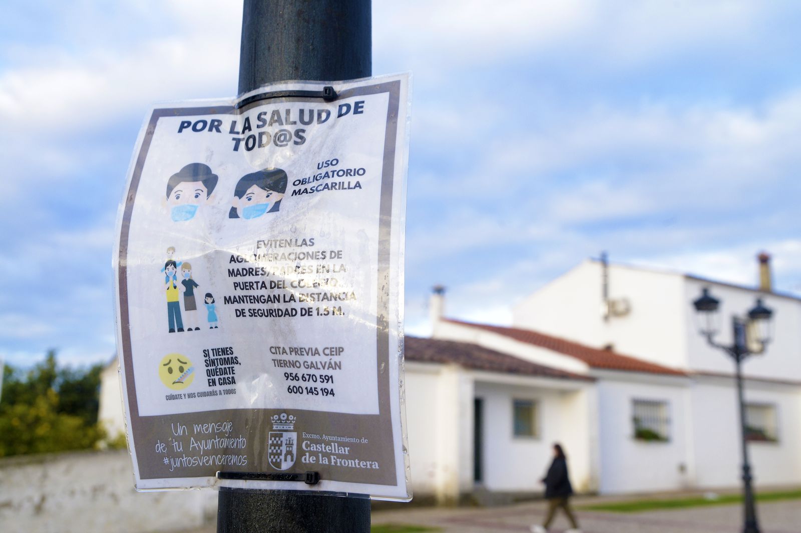 Primer día de colegio y  de alerta de grado 4 en Castellar