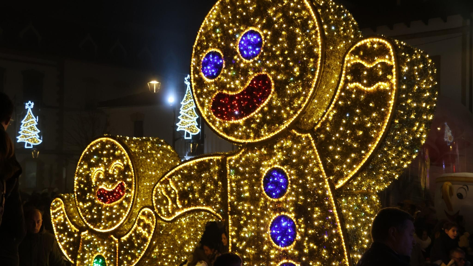 La decoración navideña y los pasacalles son uno de los principales atractivos de la Navidad en Úbeda.