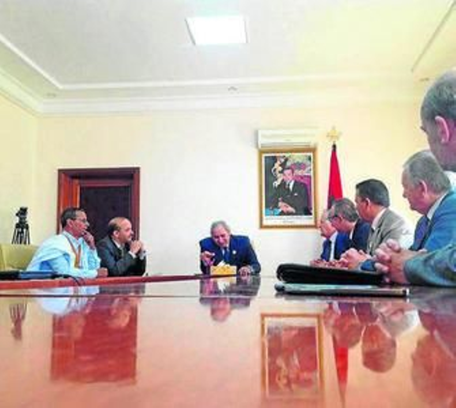 Momento de la firma del convenio, ayer.