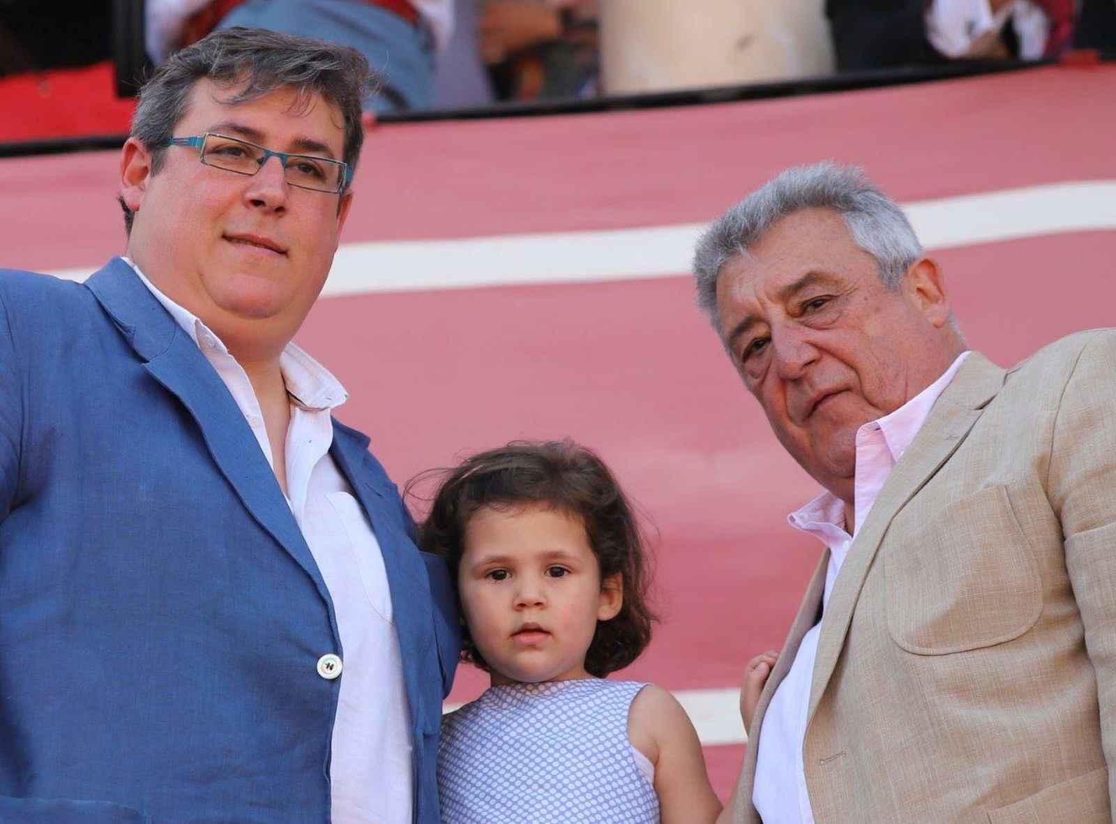 David Márquez con su hija Librada y su padre, Pepe Márquez