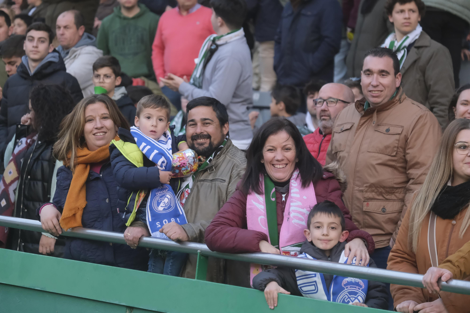 Córdoba CF - Real Madrid Castilla: Las fotos del ambiente en El Arcángel Córdoba CF - Real Madrid Castilla: Las fotos del ambiente en El Arcángel