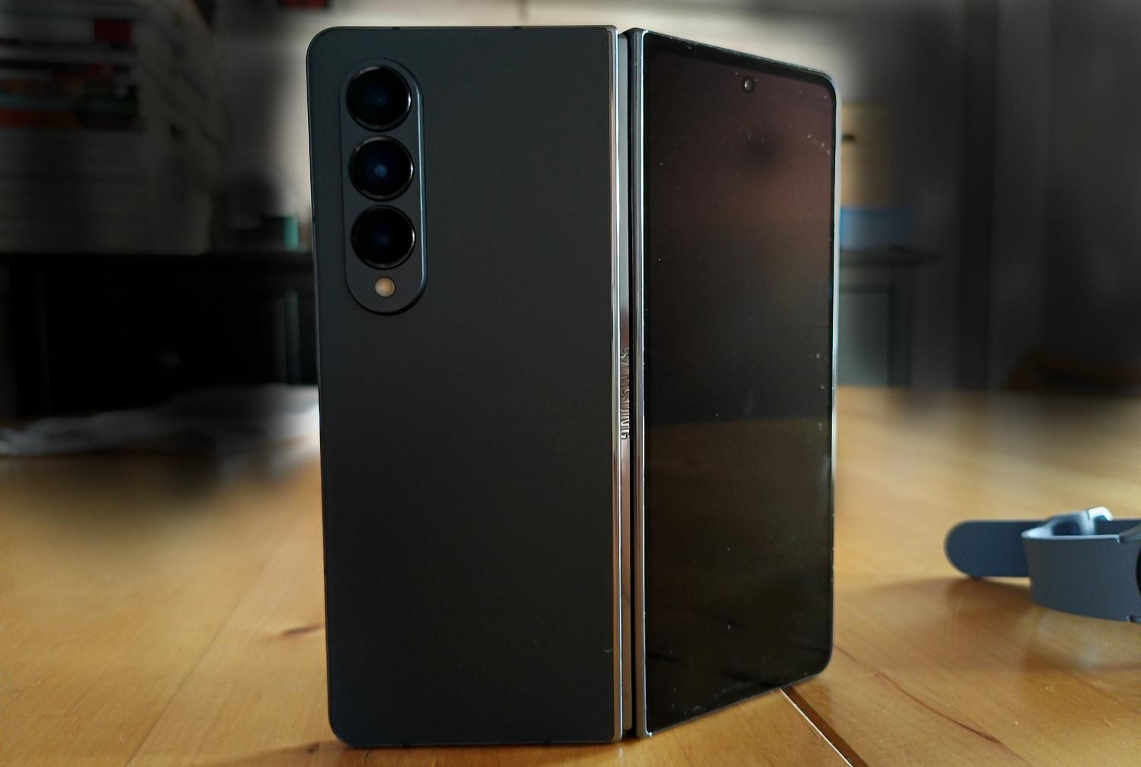 Samsung Galaxy Z Fold 4