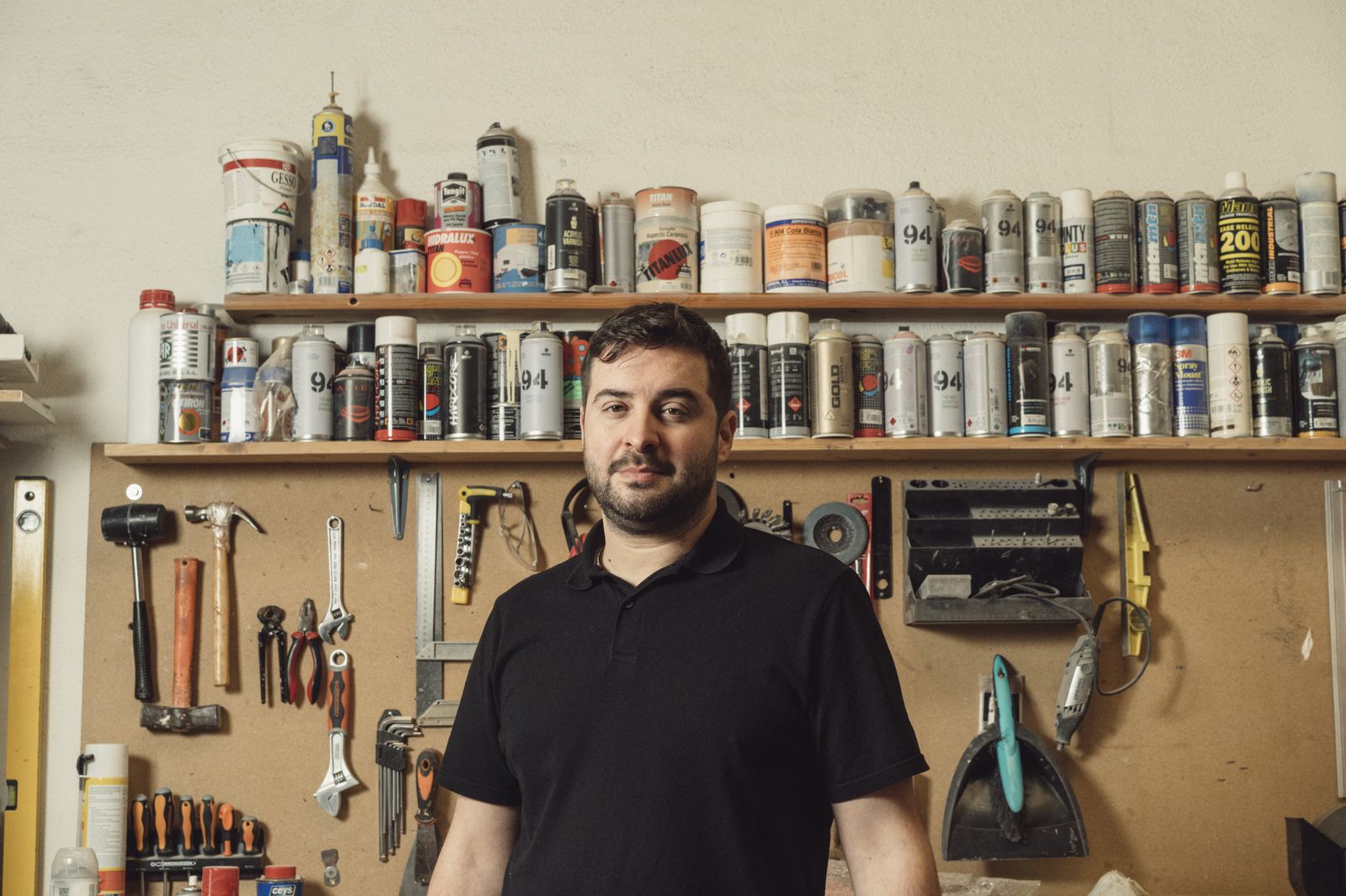 El artista de Granada Álvaro Albaladejo.