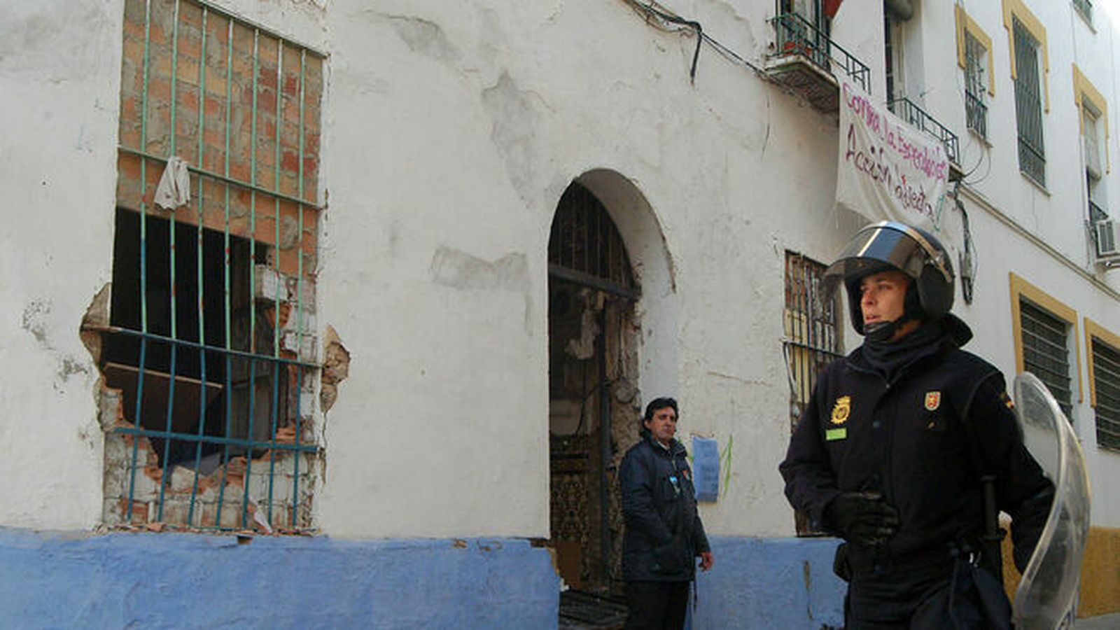 Desalojo en 2007 del Centro Social Casas Viejas