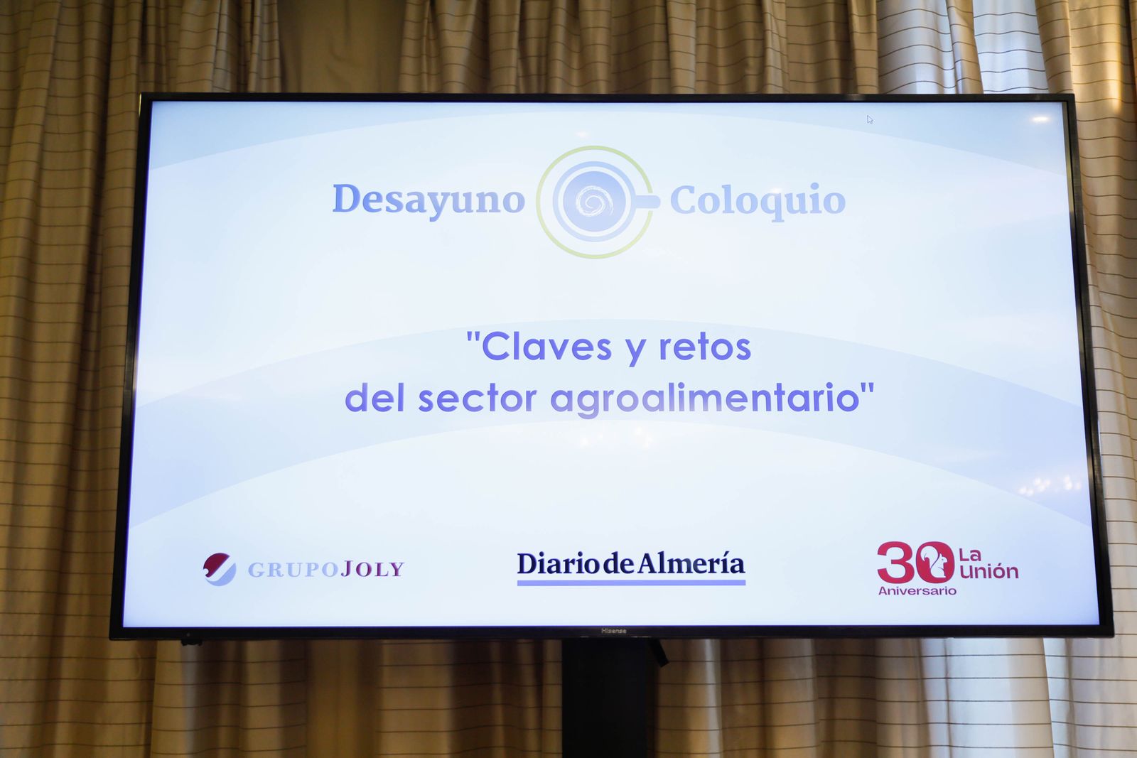 Imágenes del desayuno coloquio de Diario de Almería, con Jesús Barranco, CEO de La Unión