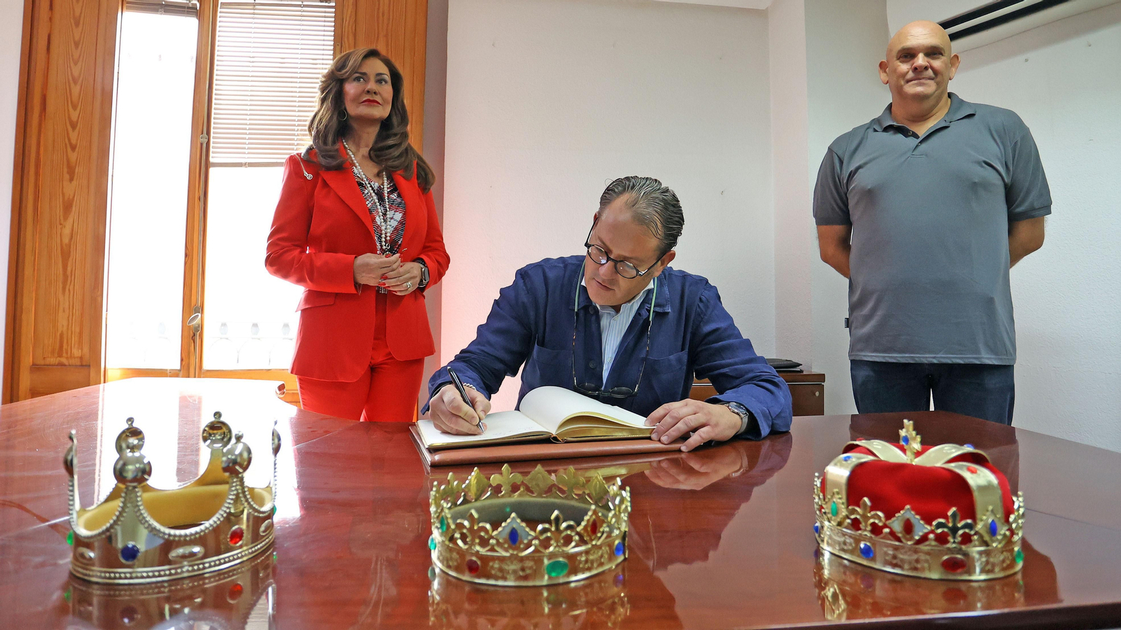 Visita de los Reyes Magos de Jerez 2024 al Diario de Jerez