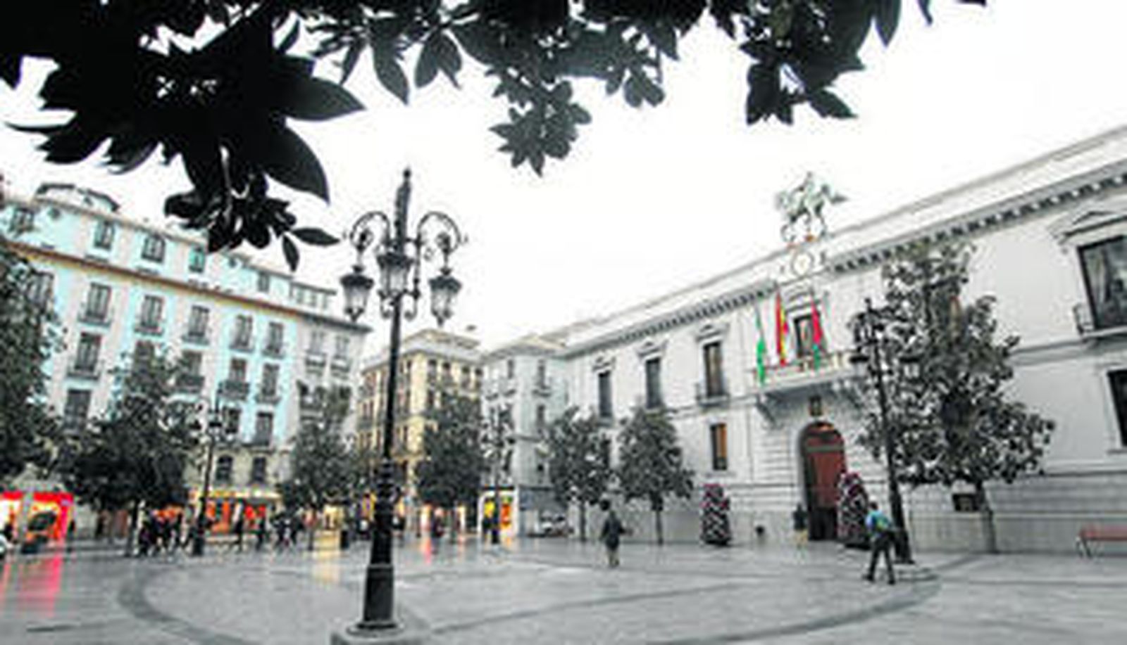 El concejal de Economía.