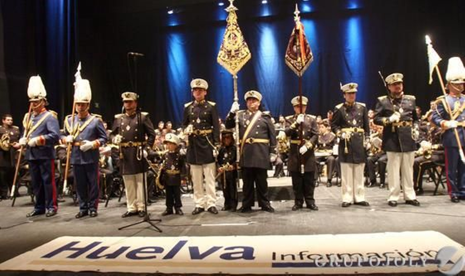 Las bandas de la Salud y el Nazareno llena de música cofrade la Casa Colón en un concierto patrocinado por 'Huelva Información'.

Foto: Josue Correa