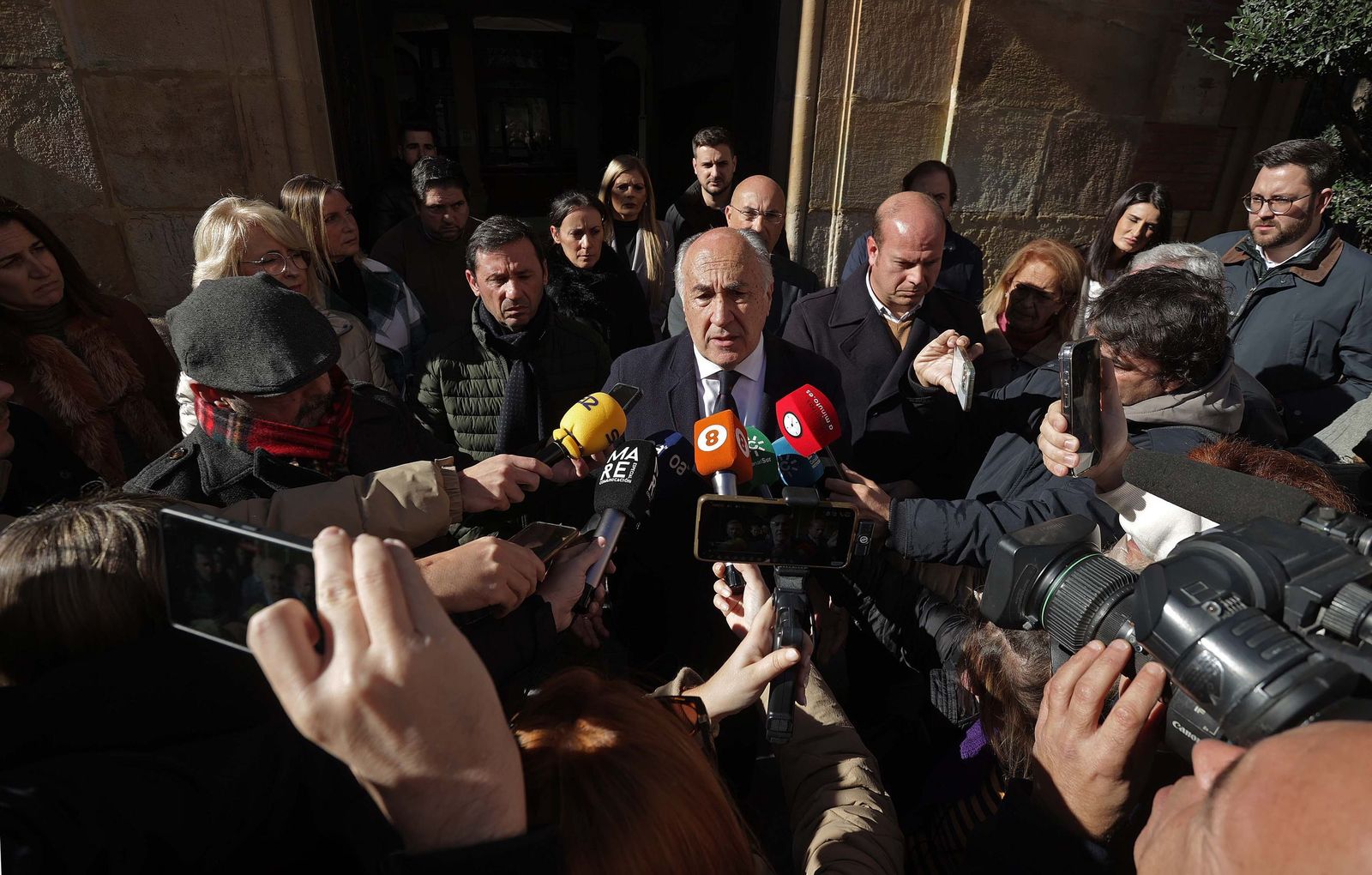 La consternación en Algeciras por la tragedia ferroviaria de Adamuz, en imágenes